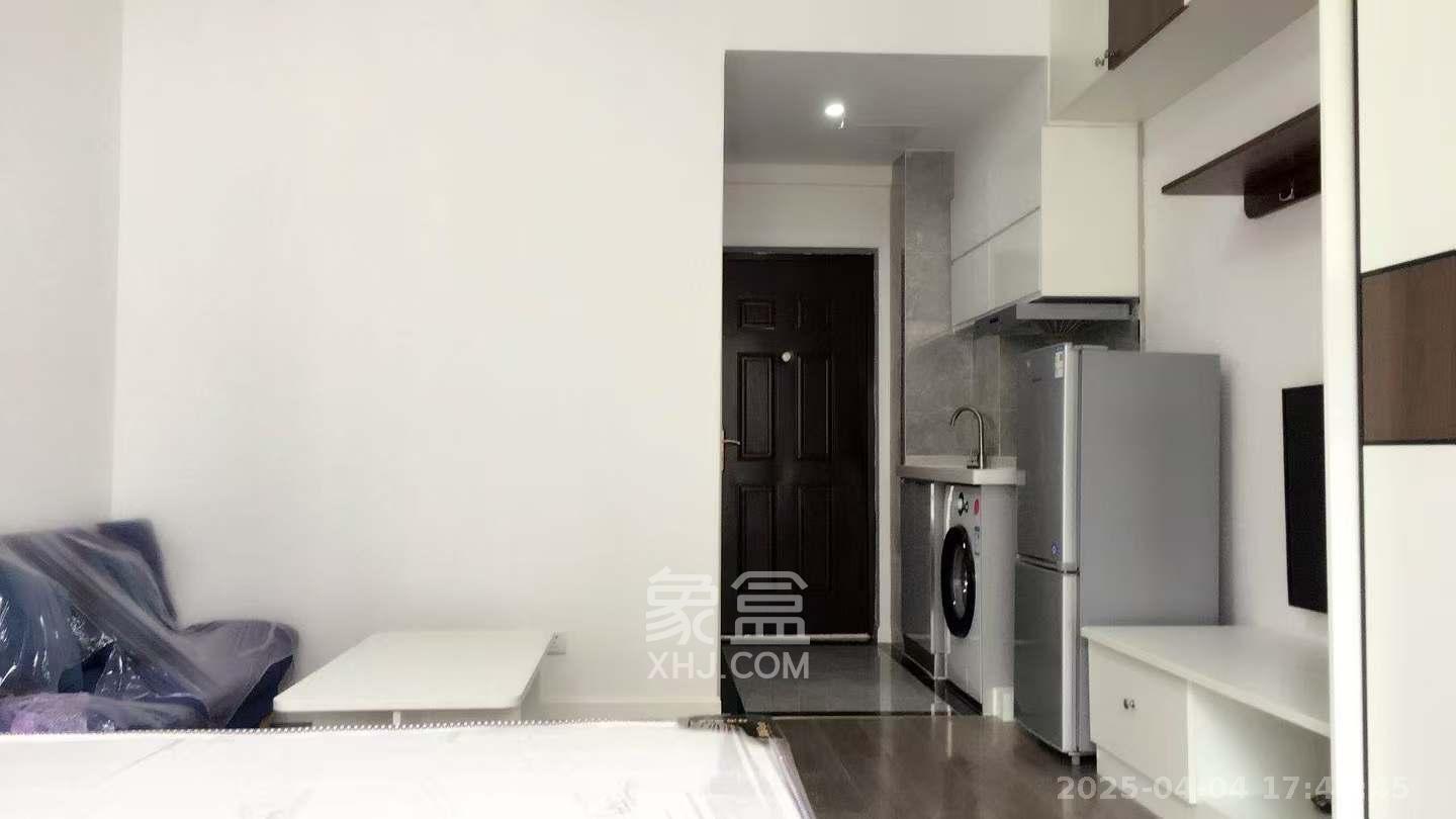 梅溪鑫苑名家 1室1厅1卫 1450.0元/月 梅溪鑫苑名家 1室1厅1卫 1450.0元/月室内图