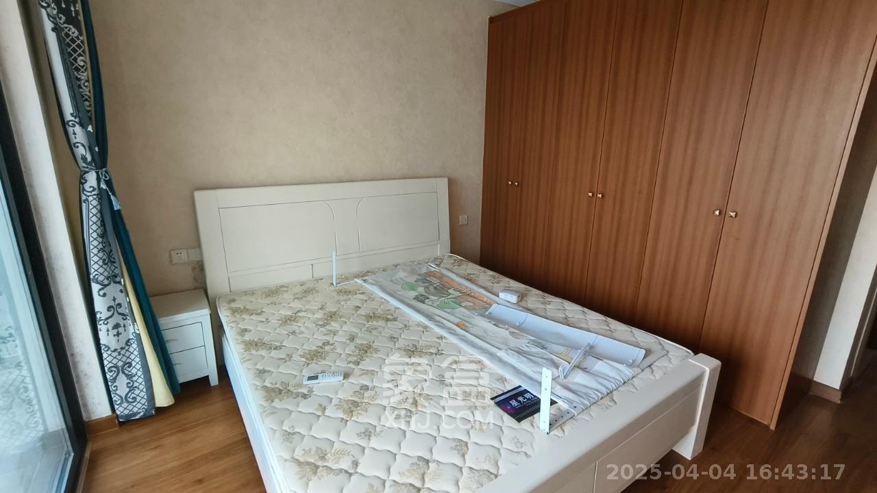 君合天玺  4室1厅2卫   3800.00元/月室内图