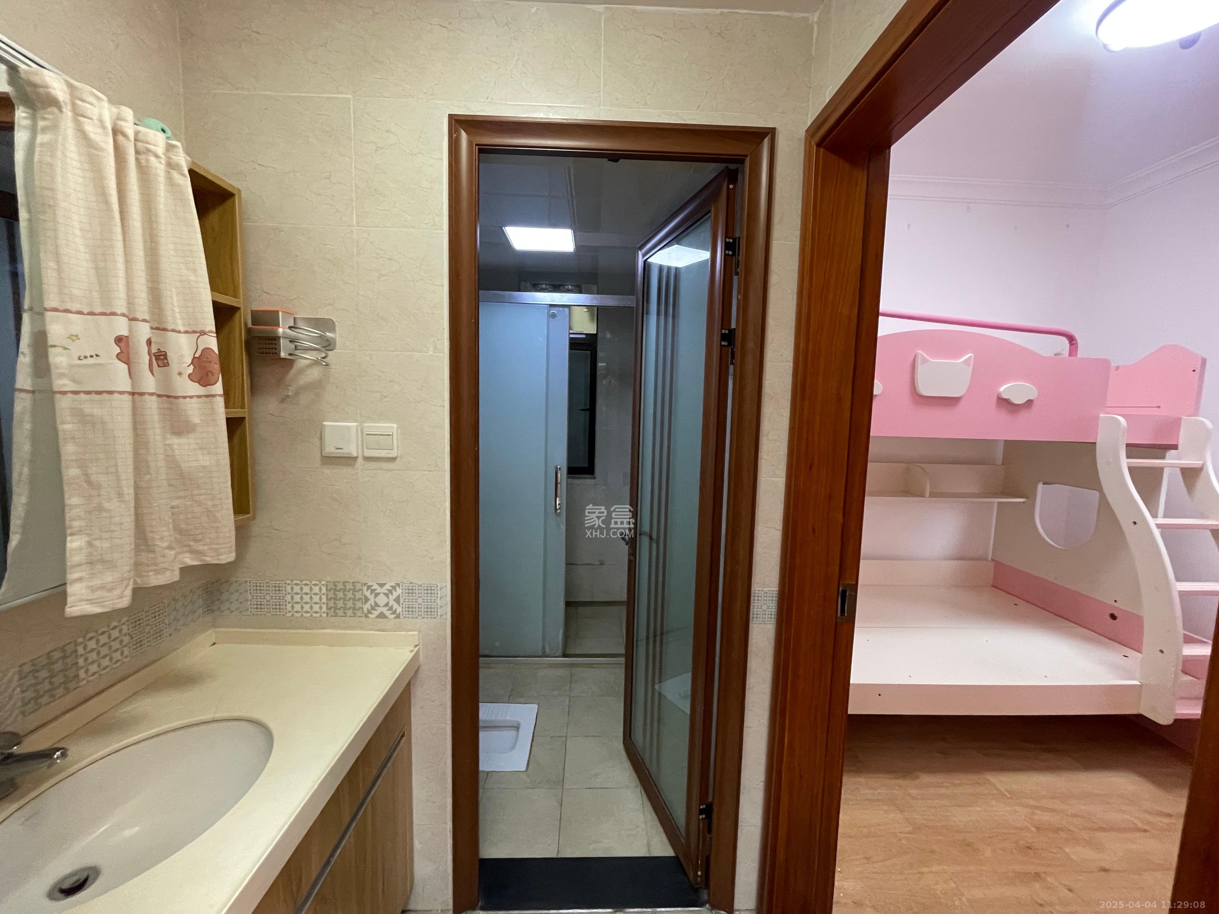 江山帝景哈佛  3室2厅2卫   2200.00元/月室内图