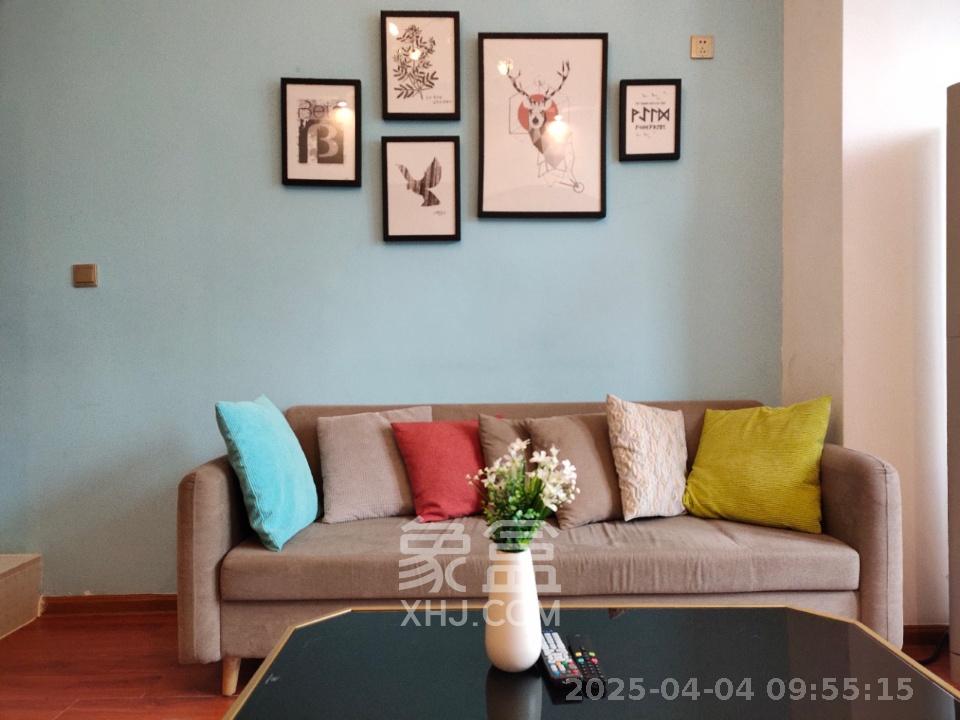 裕天国际商汇中心  1室1厅1卫    1450.0元/月 裕天国际商汇中心  1室1厅1卫    1450.0元/月室内图