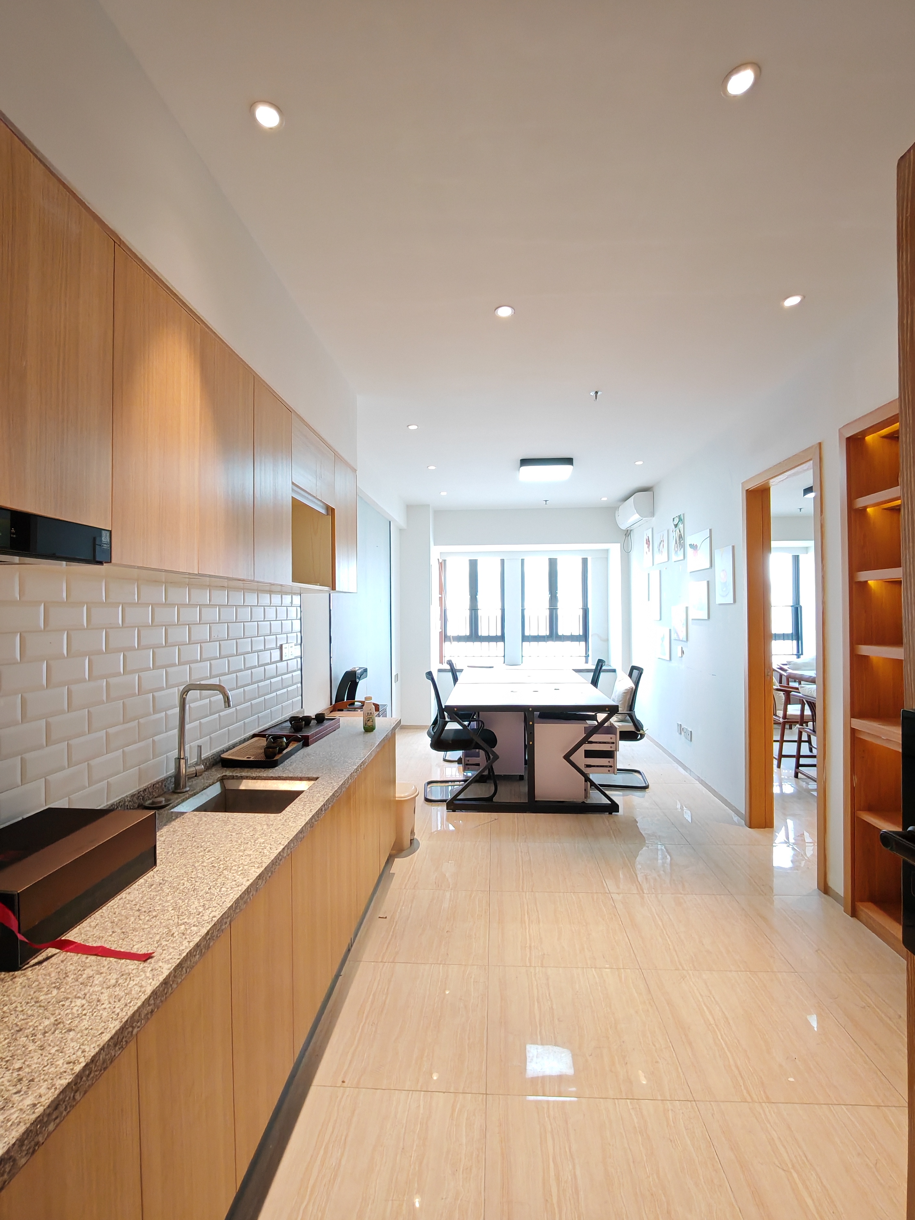 海航豪庭北苑 1室1厅1卫 2800.0元/月 海航豪庭北苑 1室1厅1卫 2800.0元/月室内图