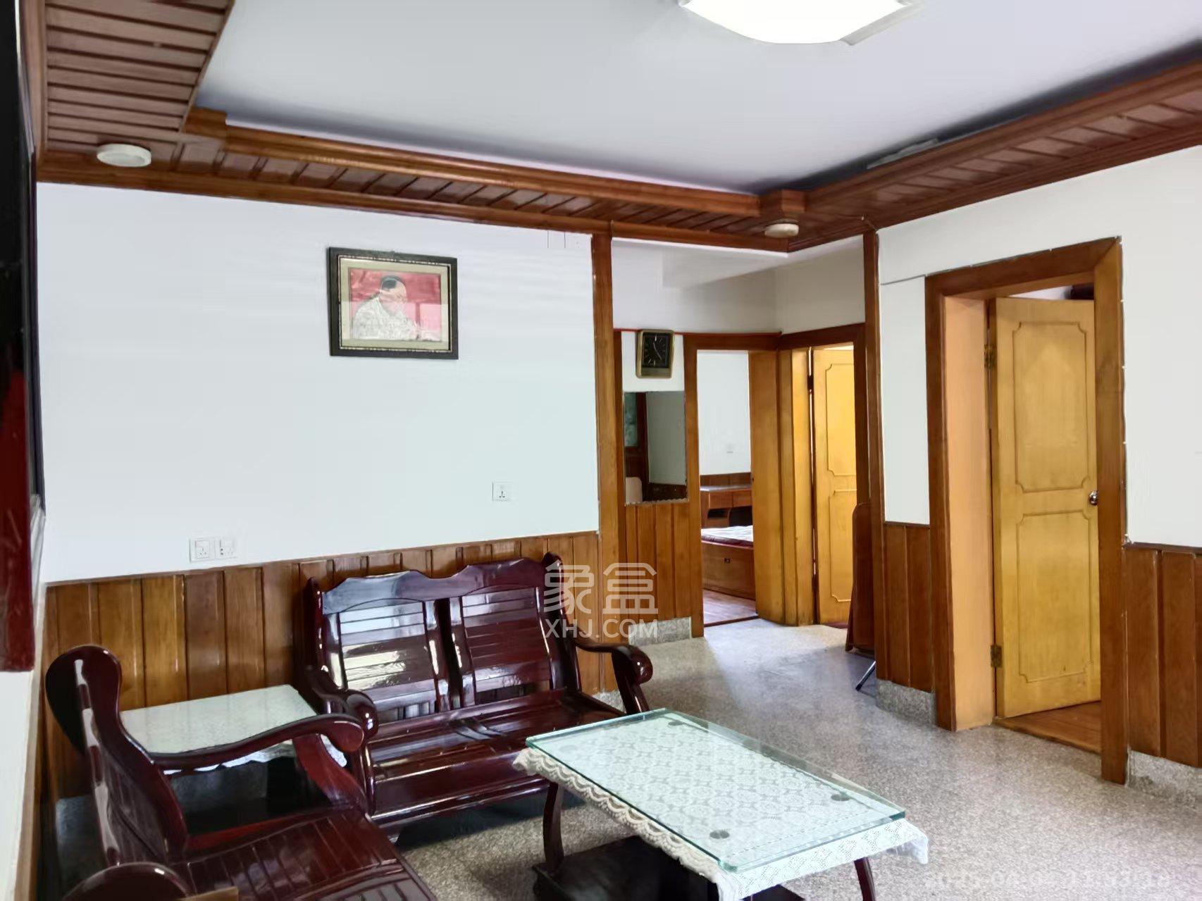 木材厂宿舍(南湖医院对面) 3室1厅1卫 1900.0元/月 木材厂宿舍(南湖医院对面) 3室1厅1卫 1900.0元/月室内图