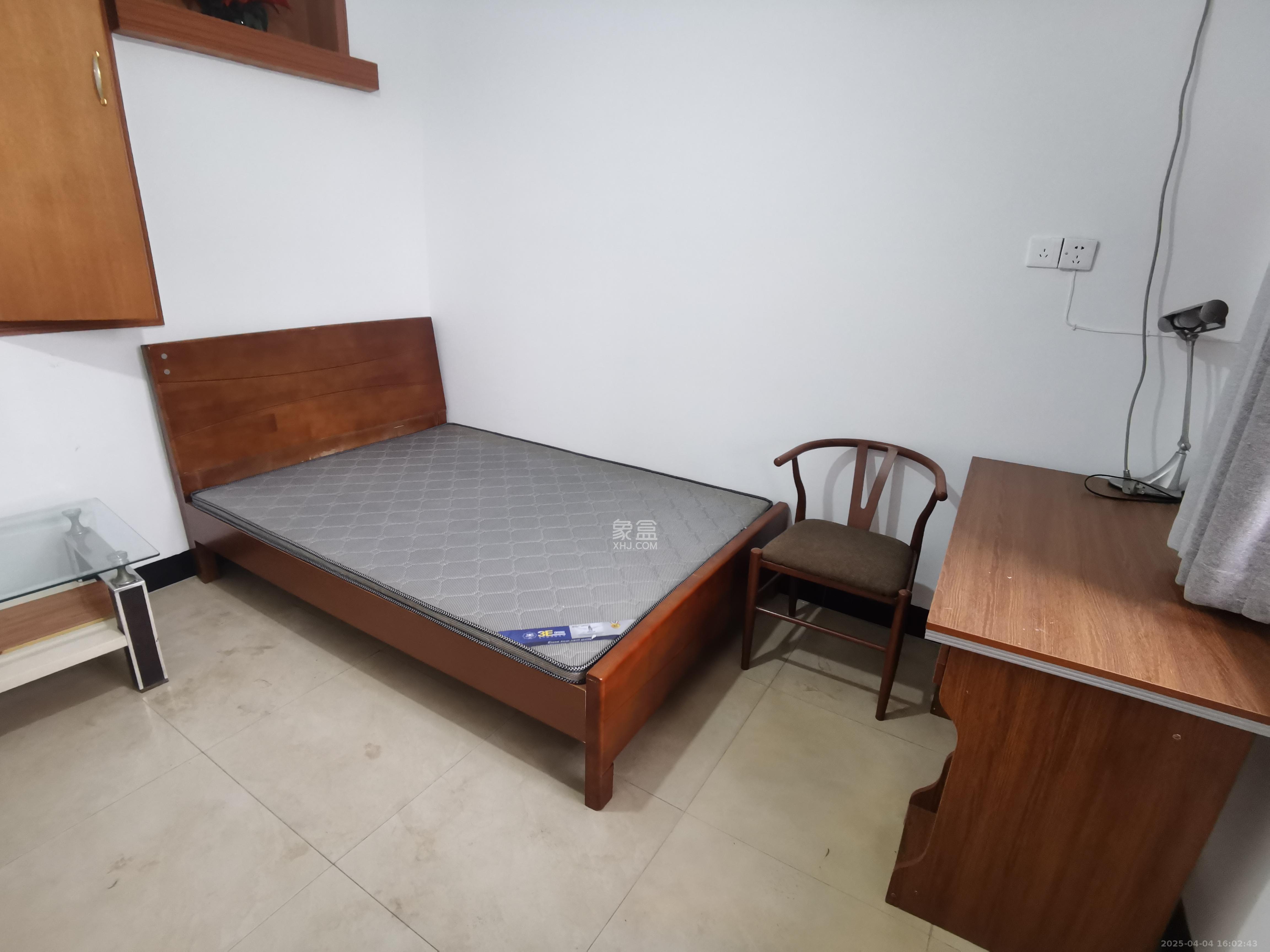 马王堆陶瓷城新合区 2室1厅0卫 1360.0元/月 马王堆陶瓷城新合区 2室1厅0卫 1360.0元/月室内图