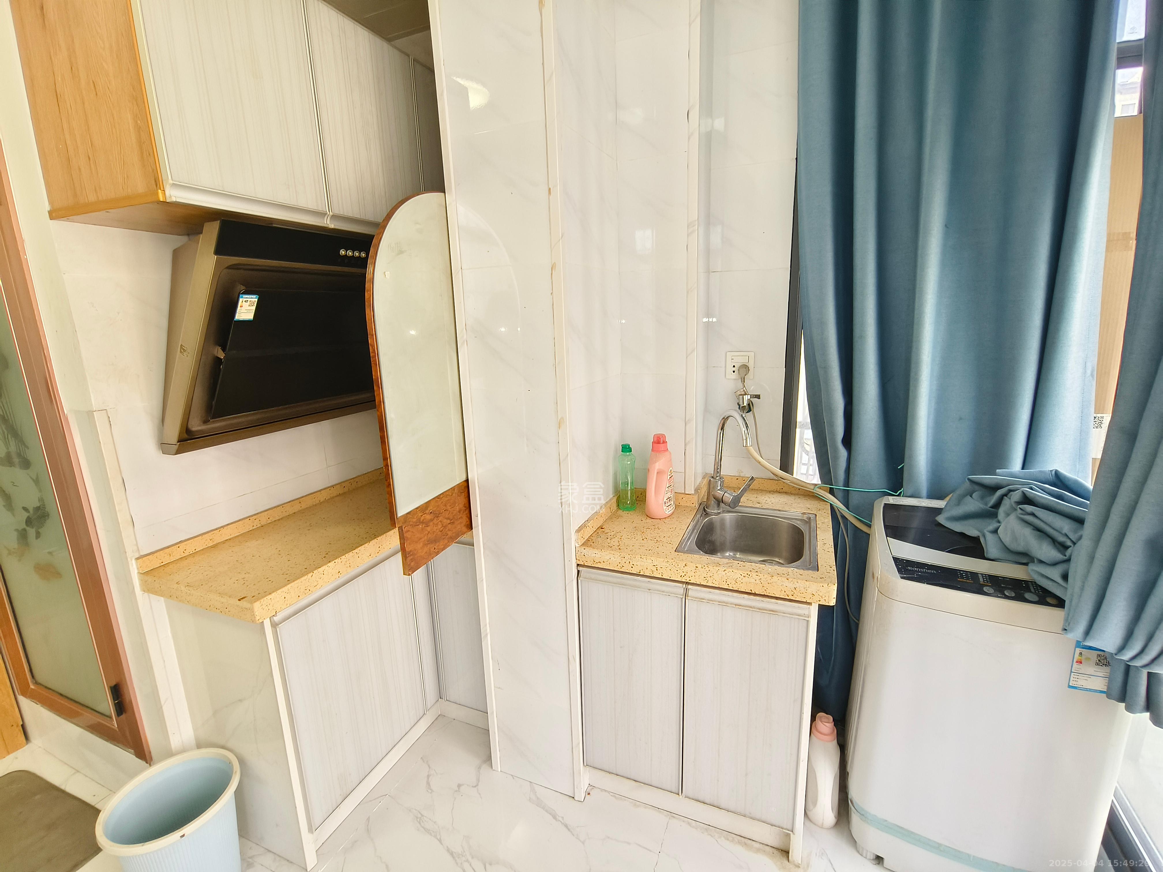 和康园小区  1室1厅1卫   1000.00元/月室内图