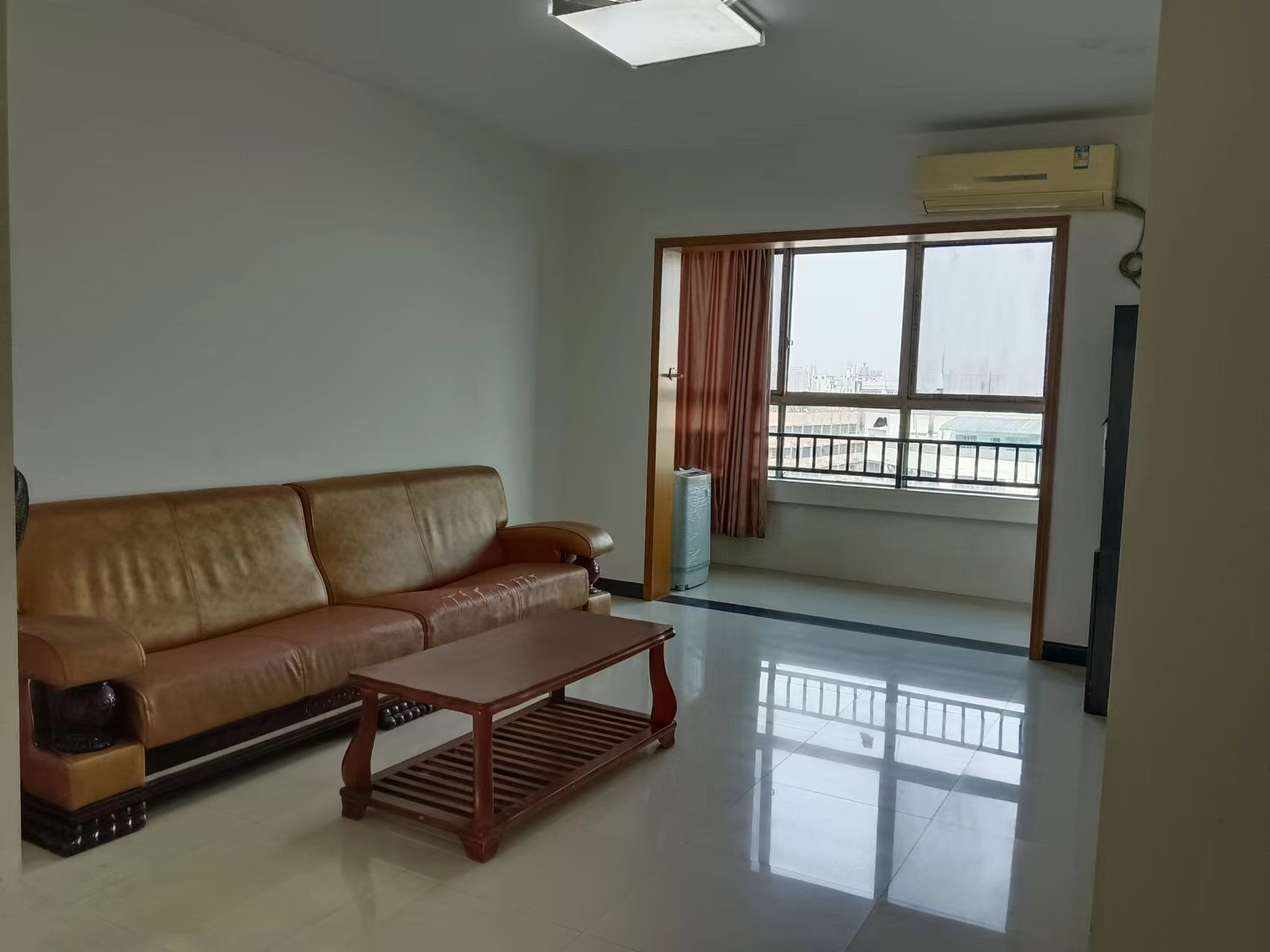 进步亚泰 2室1厅1卫 1500.0元/月 进步亚泰 2室1厅1卫 1500.0元/月室内图