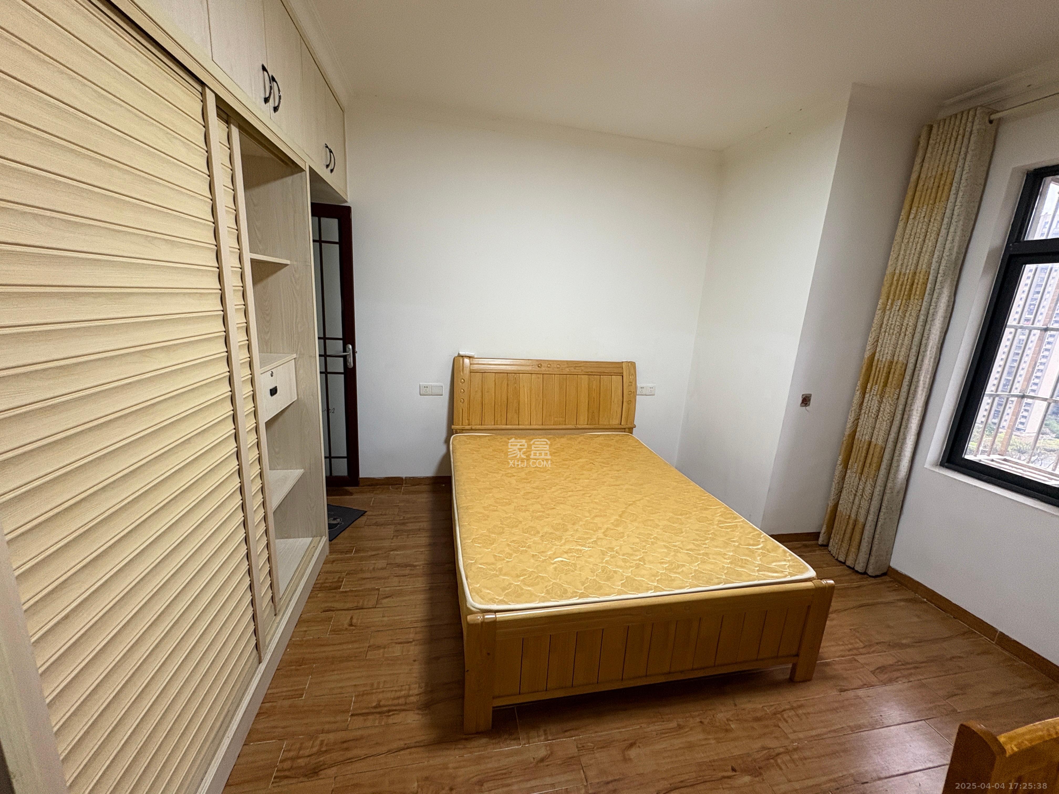 东岸梅园小区  2室1厅1卫   900.00元/月室内图