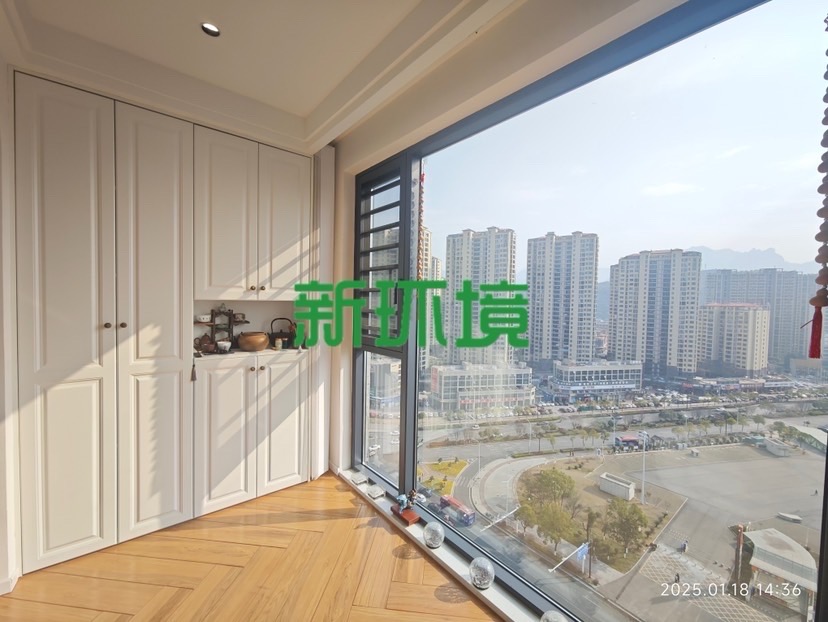 东岳新外滩  1室0厅0卫   68.00万客厅