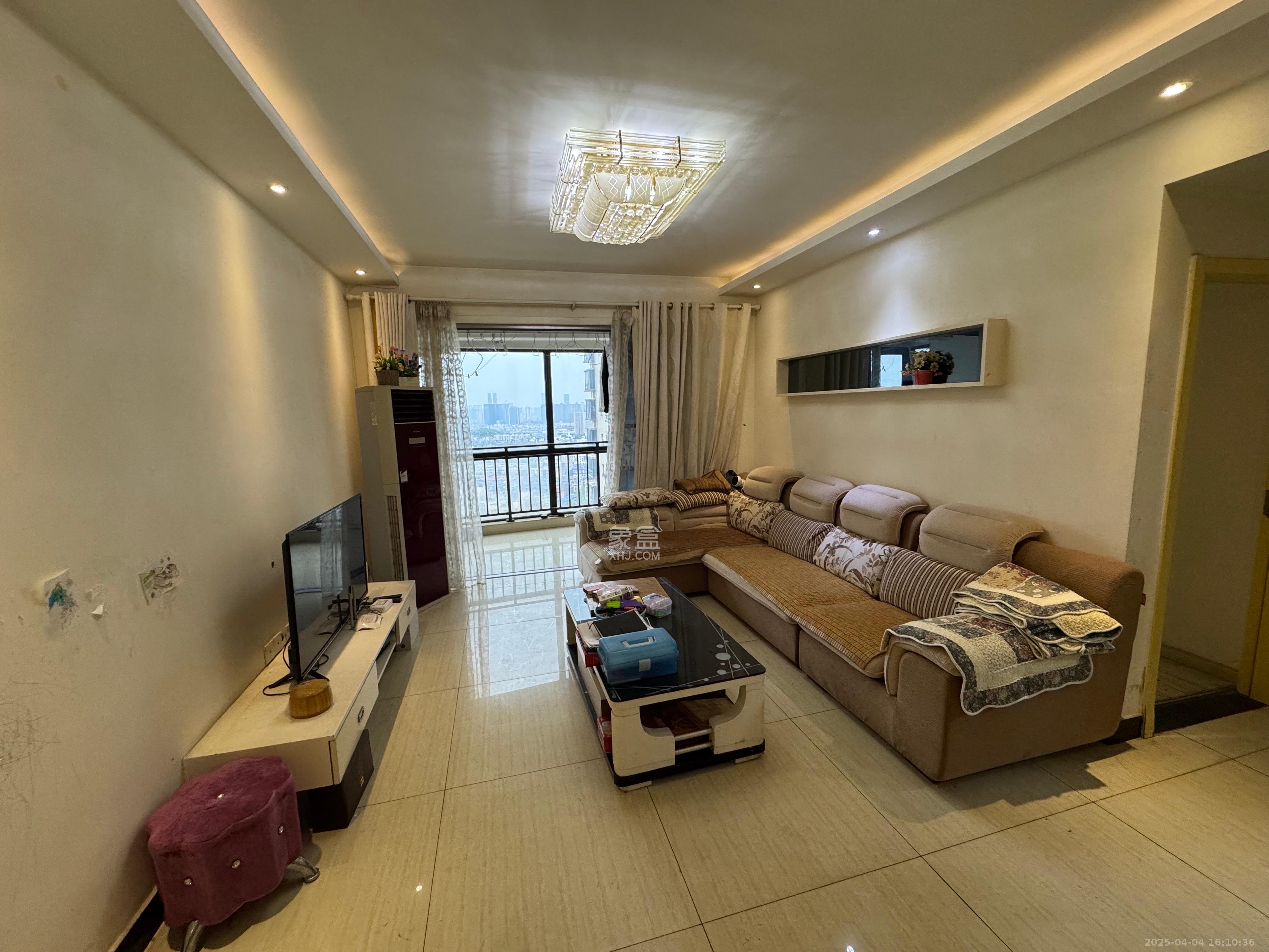 上东辛顿公寓 3室2厅1卫 3000.0元/月 上东辛顿公寓 3室2厅1卫 3000.0元/月室内图