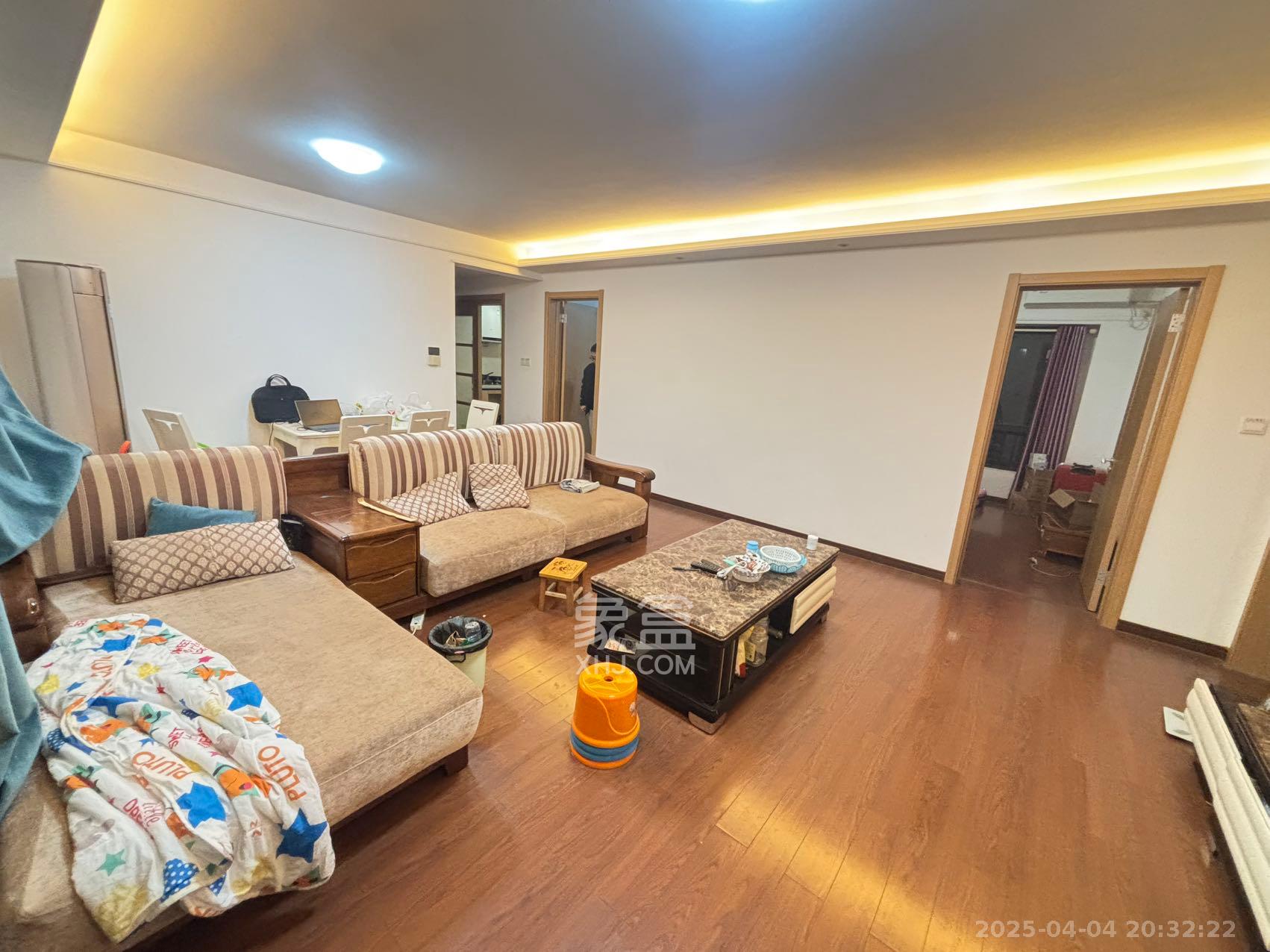 万科魅力之城非凡里 3室2厅2卫 2600.0元/月 万科魅力之城非凡里 3室2厅2卫 2600.0元/月室内图