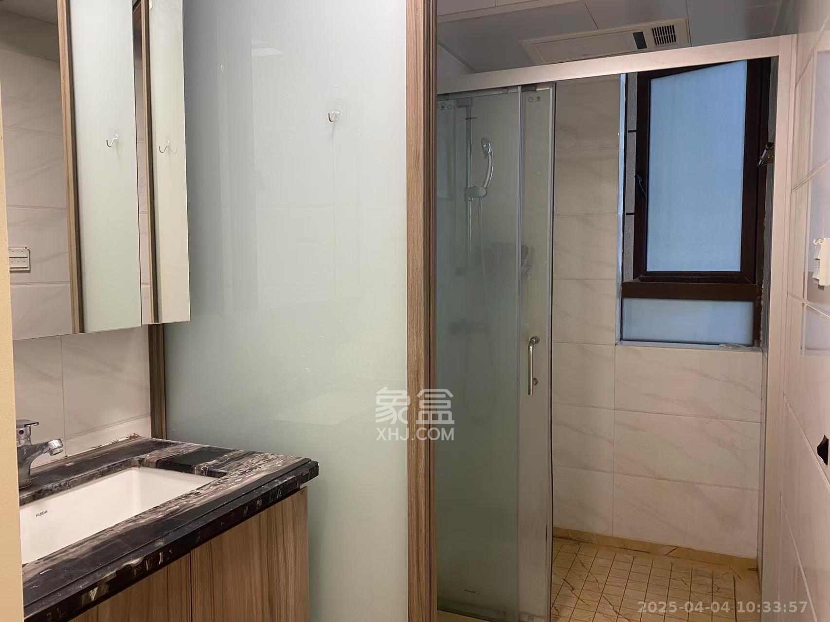 碧桂园大学印象一期  3室2厅2卫    1700.0元/月 碧桂园大学印象一期  3室2厅2卫    1700.0元/月室内图