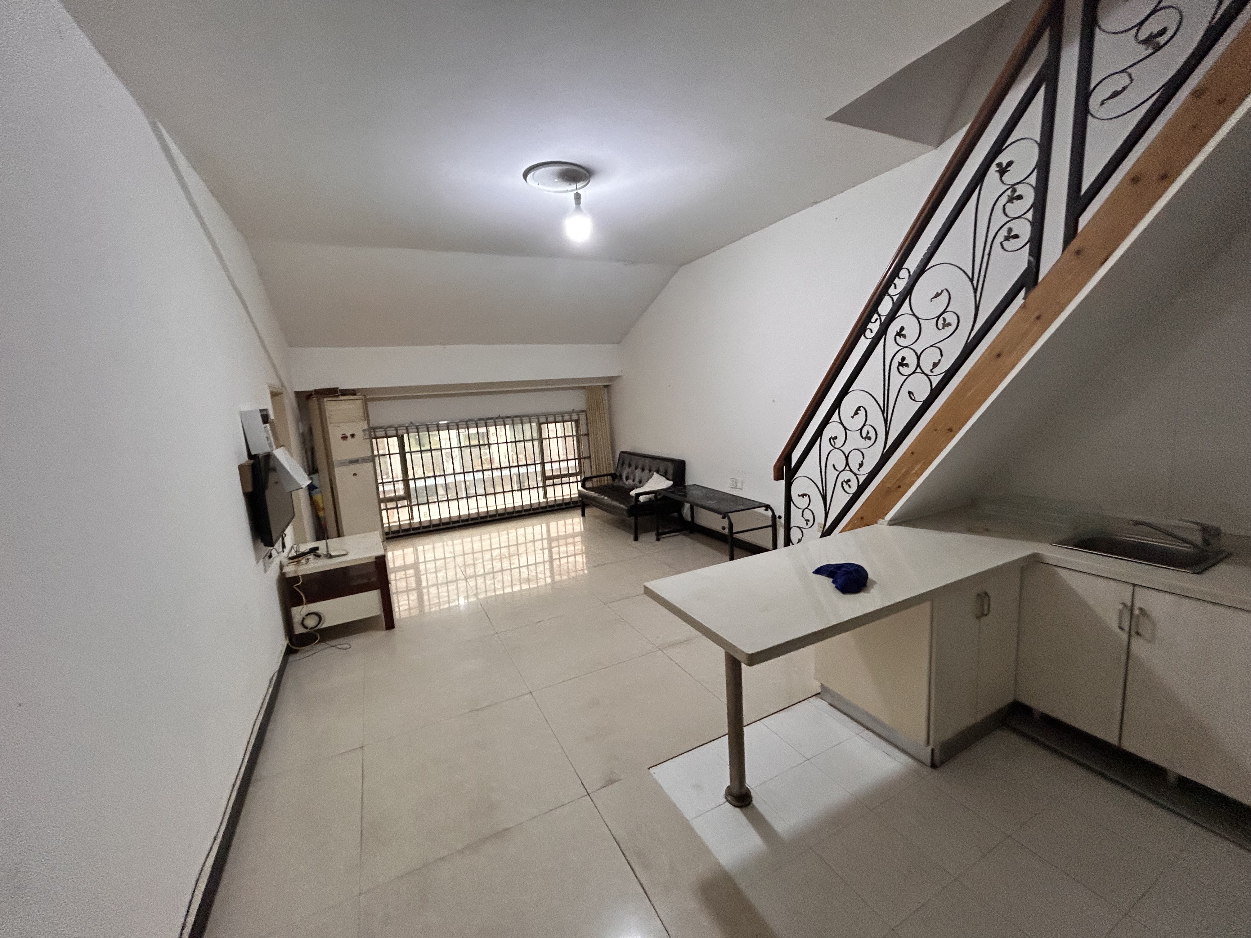 维港十字街 1室1厅1卫 1200.0元/月 维港十字街 1室1厅1卫 1200.0元/月室内图