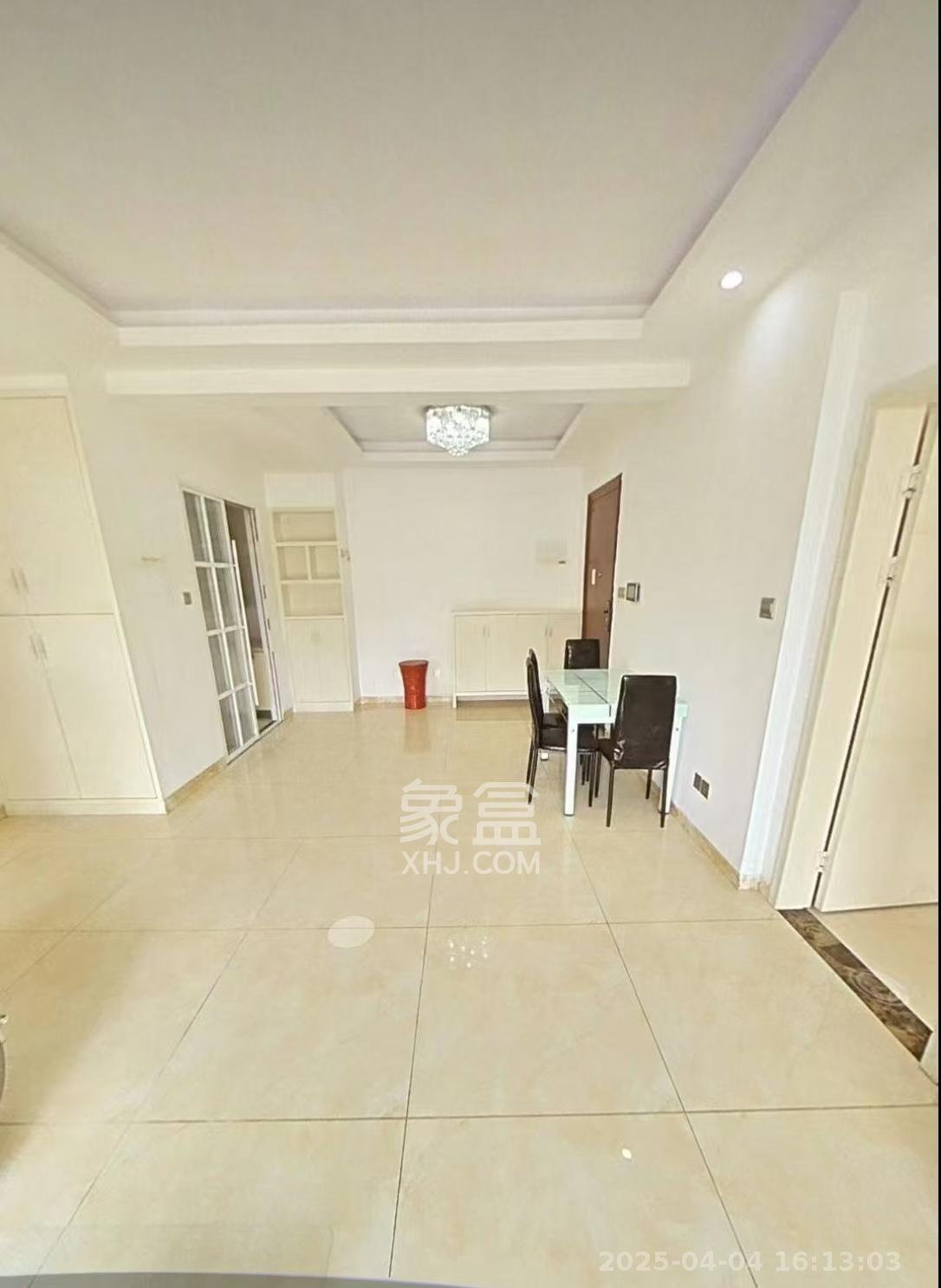 万博汇 2室2厅1卫 2700.0元/月 万博汇 2室2厅1卫 2700.0元/月室内图