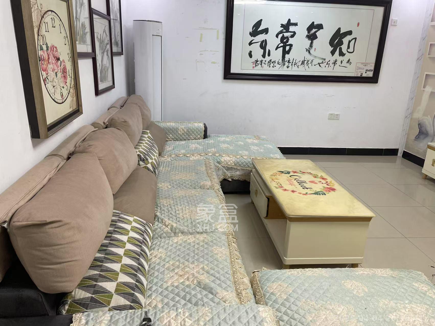 青山商贸住宅小区（天翼公寓）  3室2厅3卫    2000.0元/月室内图