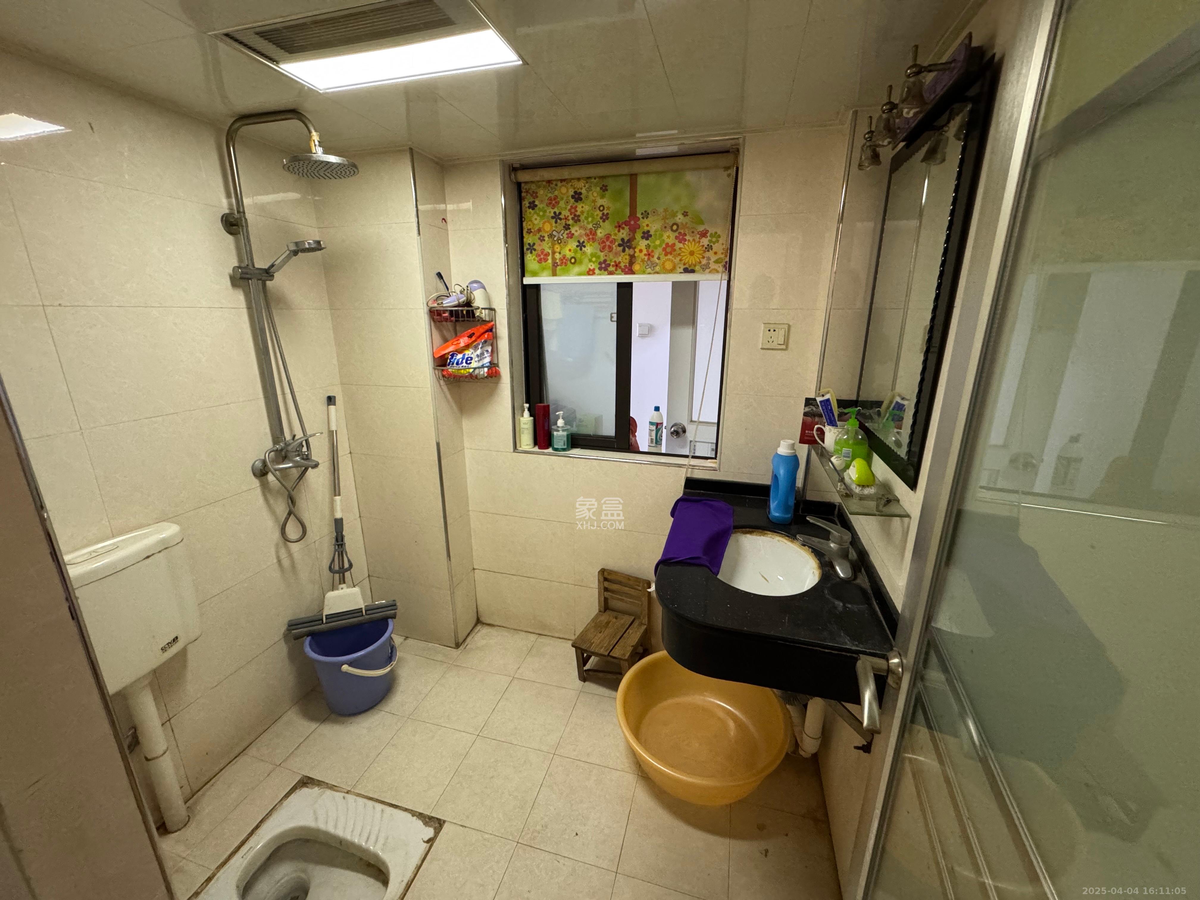 上东辛顿公寓 3室2厅1卫 3000.0元/月 上东辛顿公寓 3室2厅1卫 3000.0元/月室内图