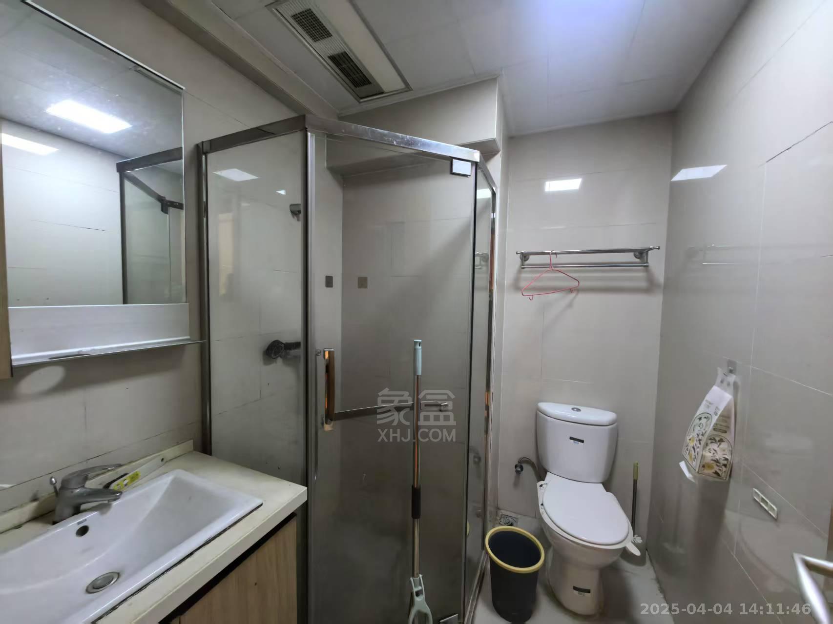 中泰财富湘江 1室1厅1卫 1000.0元/月 中泰财富湘江 1室1厅1卫 1000.0元/月室内图