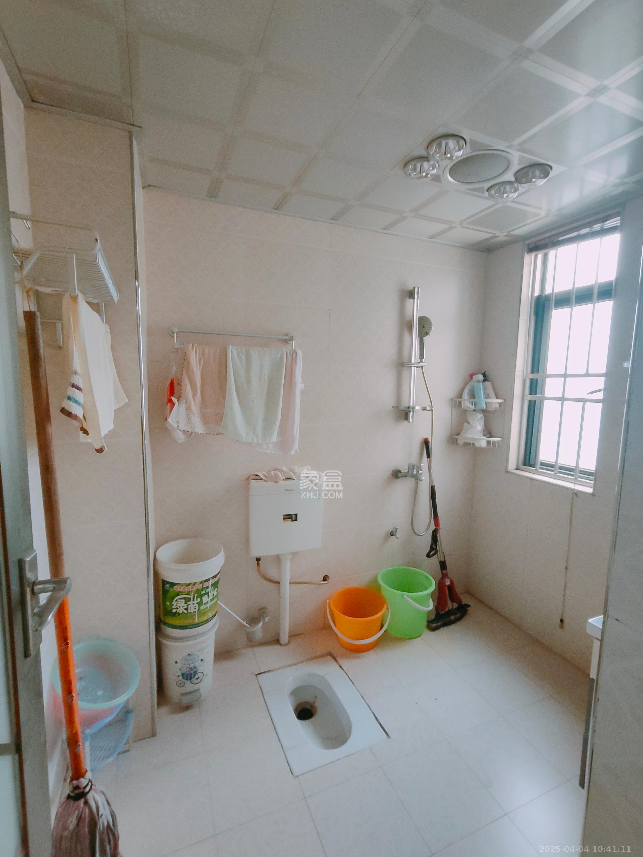 中国铁建国际城一期  3室2厅1卫   1700.00元/月室内图