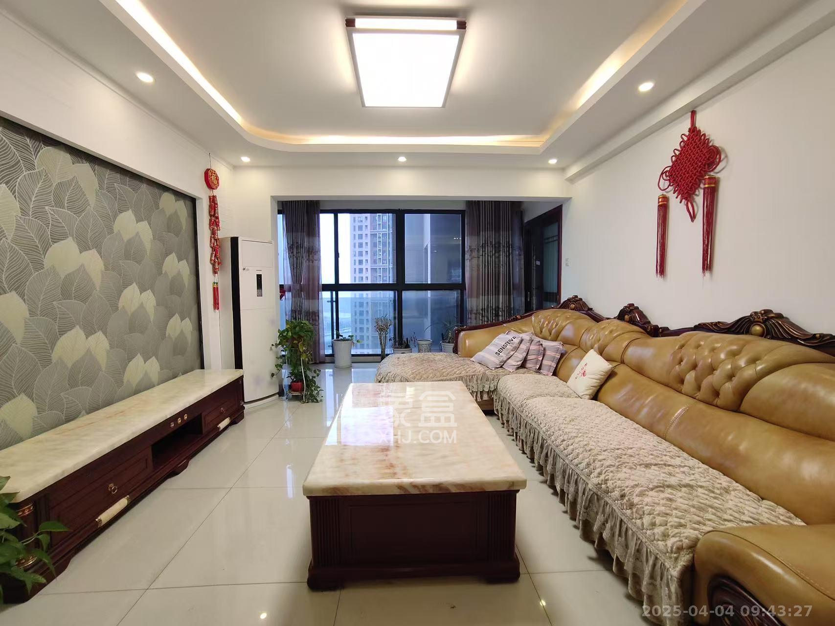 达美D6区  4室2厅1卫   3100.00元/月室内图