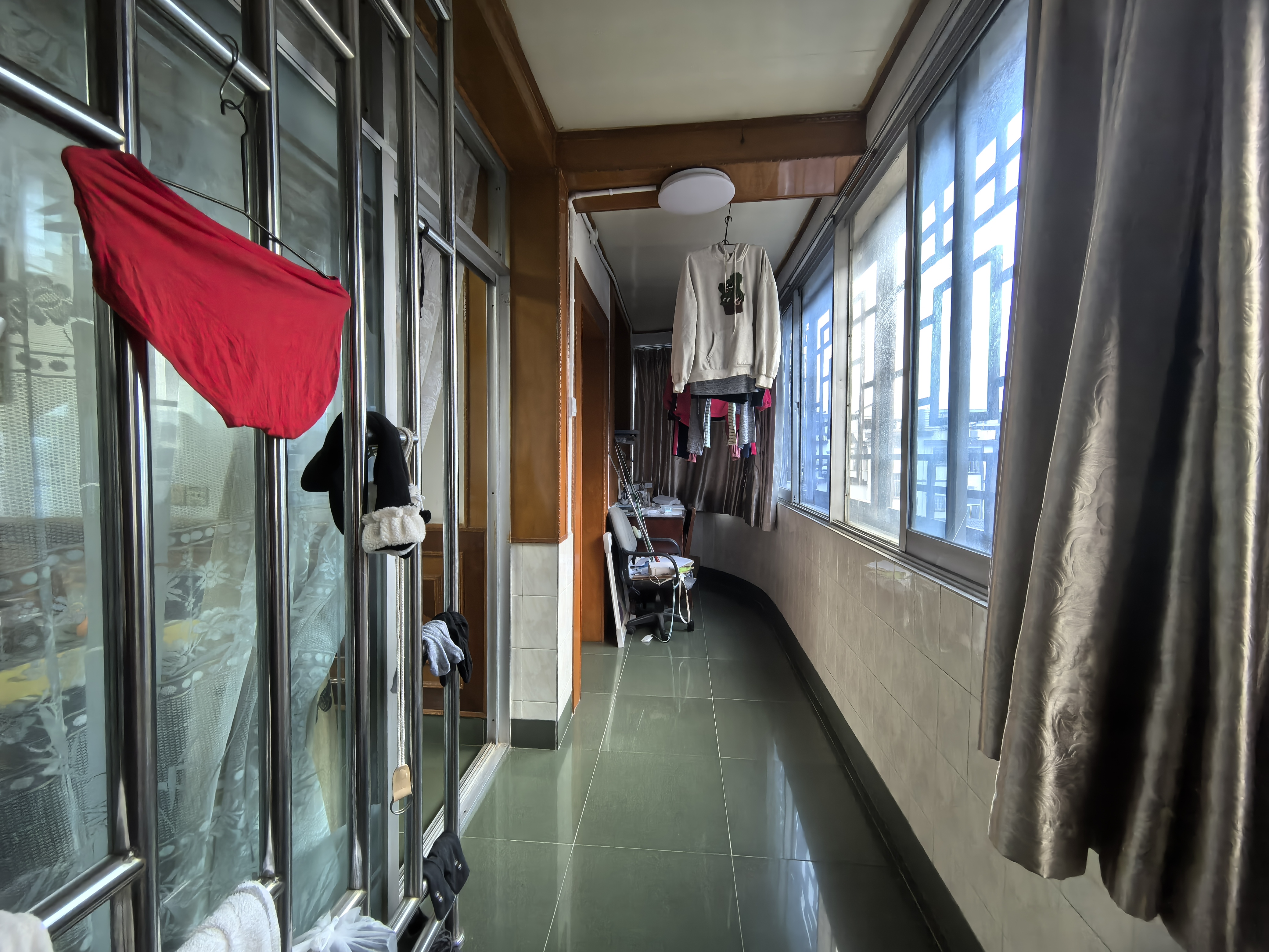 后溶街房改办宿舍  3室2厅1卫    32.8万 后溶街房改办宿舍  3室2厅1卫    32.8万客厅