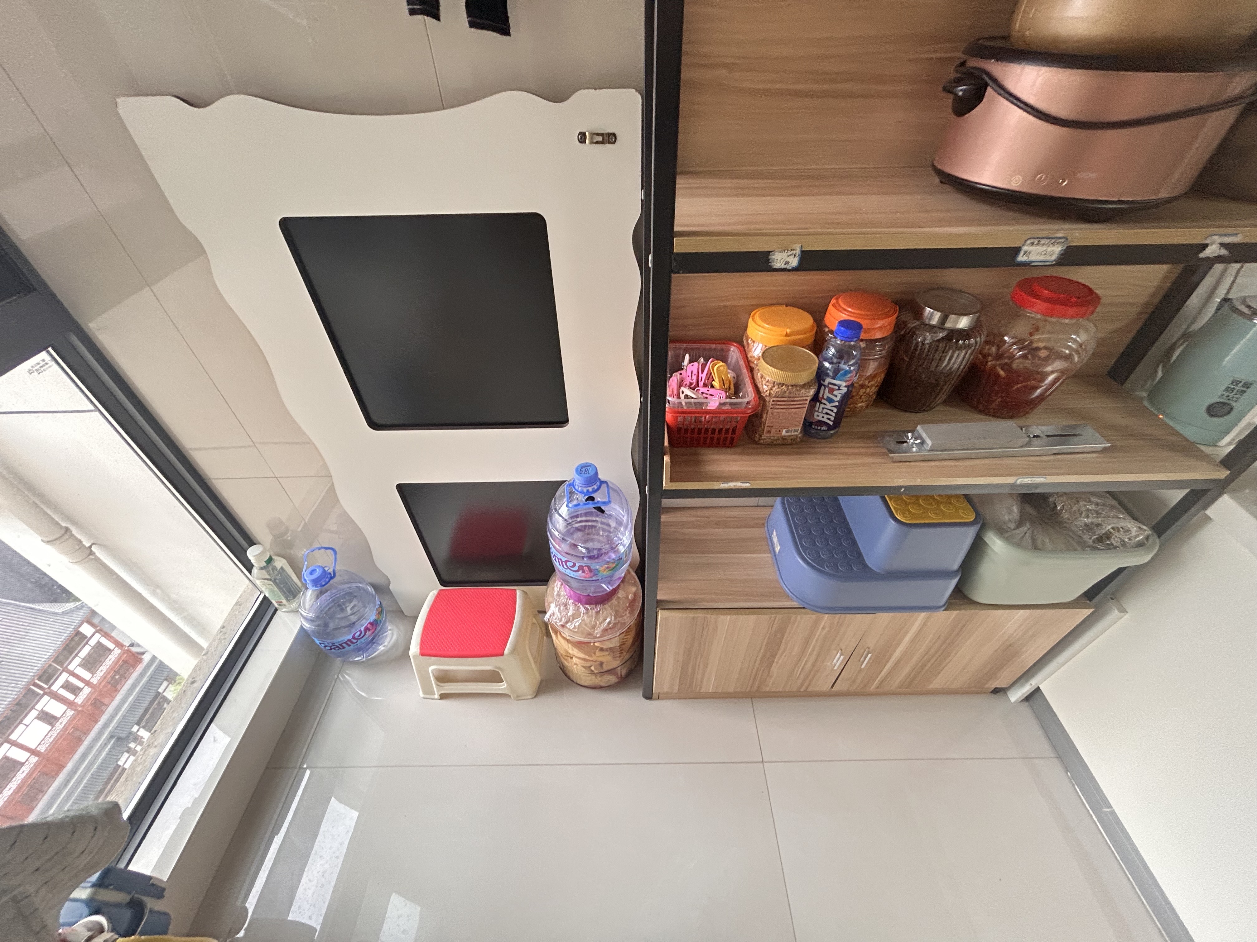 南门口安置小区二期 1室1厅1卫 1800.0元/月 南门口安置小区二期 1室1厅1卫 1800.0元/月室内图