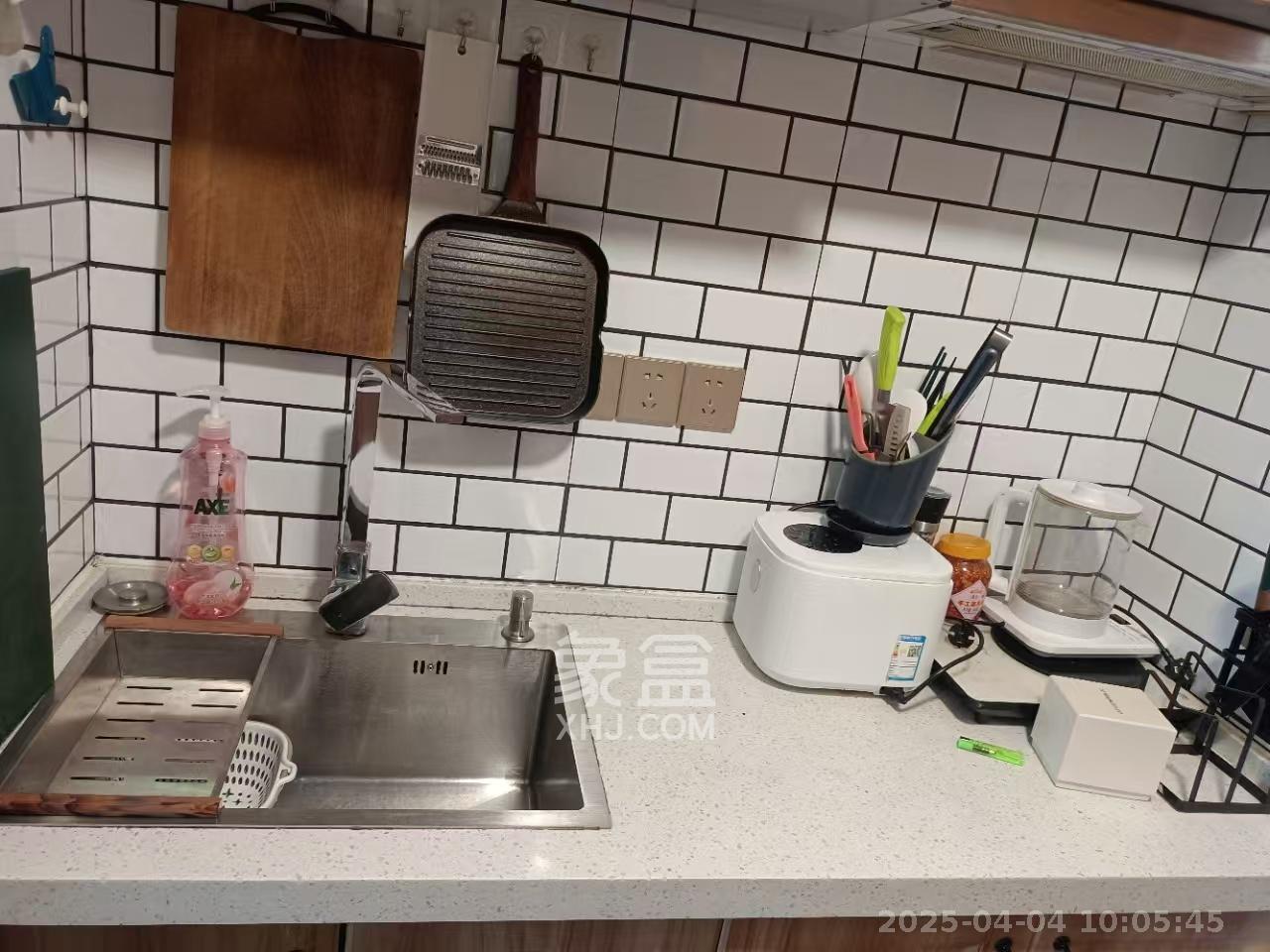 洋湖时代  1室1厅1卫    1500.0元/月 洋湖时代  1室1厅1卫    1500.0元/月室内图