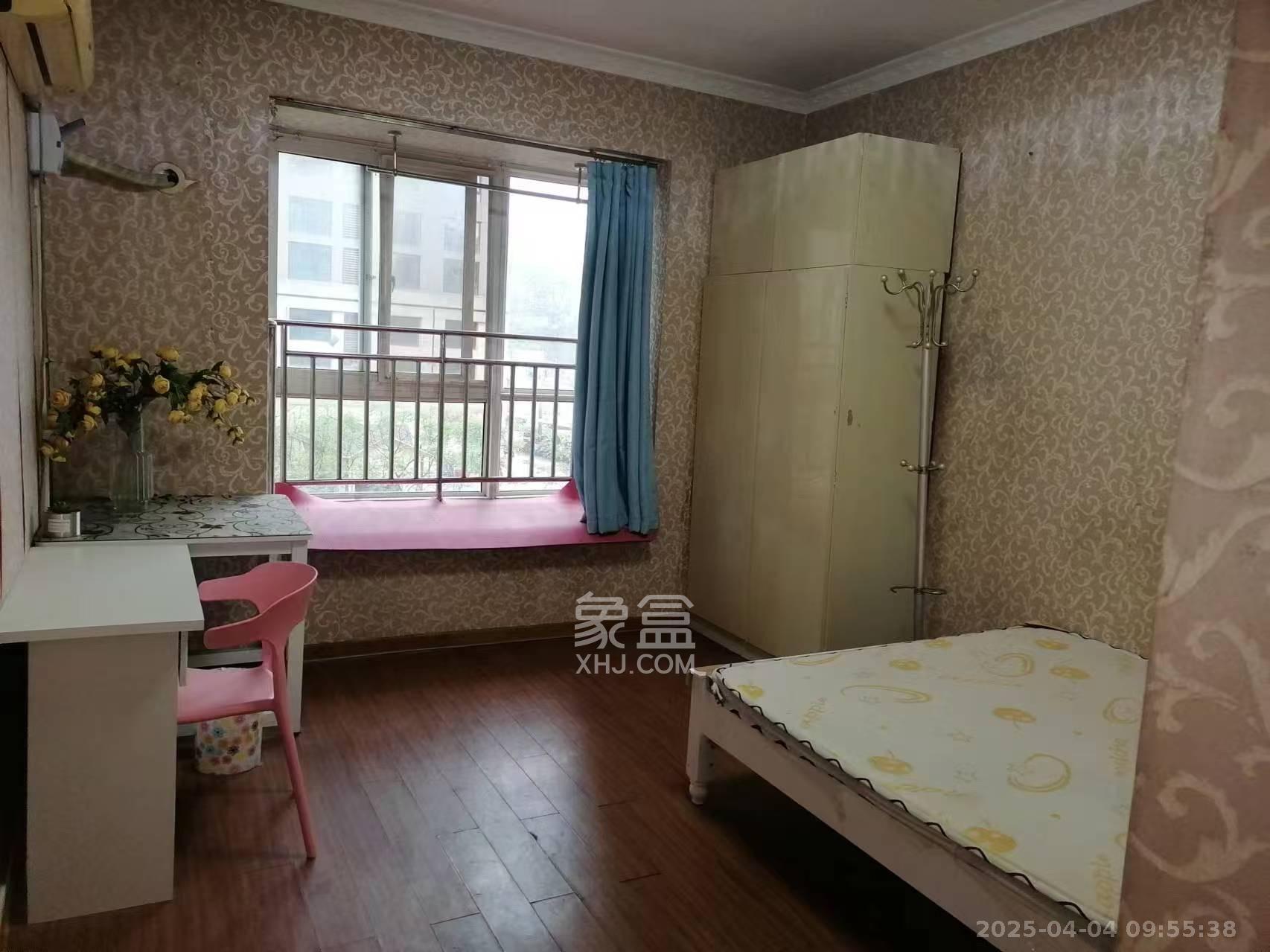 都江新城(都江新苑) 4室2厅2卫 3400.0元/月 都江新城(都江新苑) 4室2厅2卫 3400.0元/月室内图