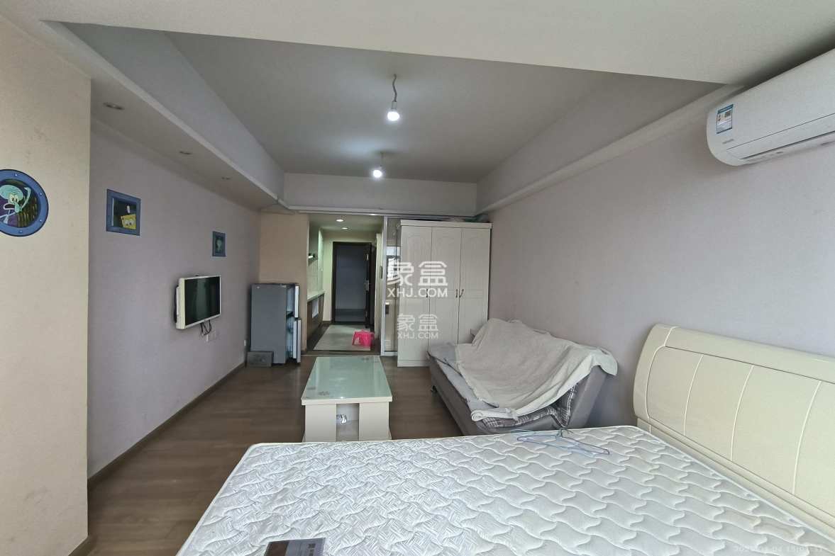 米兰春天  1室1厅1卫    1200.0元/月 米兰春天  1室1厅1卫    1200.0元/月室内图