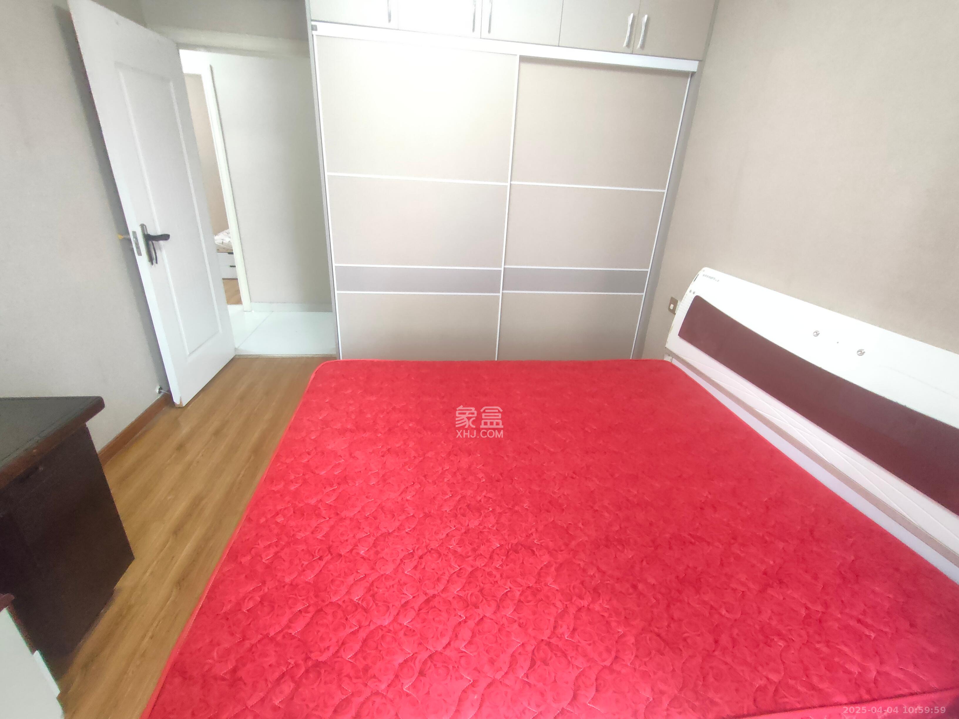 兰亭都荟（璟峰苑）  3室2厅1卫   2800.00元/月室内图