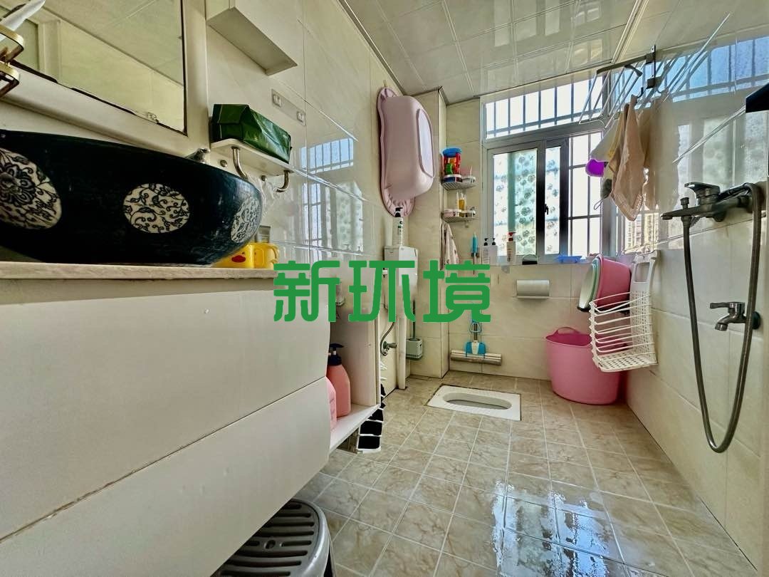 熙城春天  3室2厅2卫    61.65万客厅