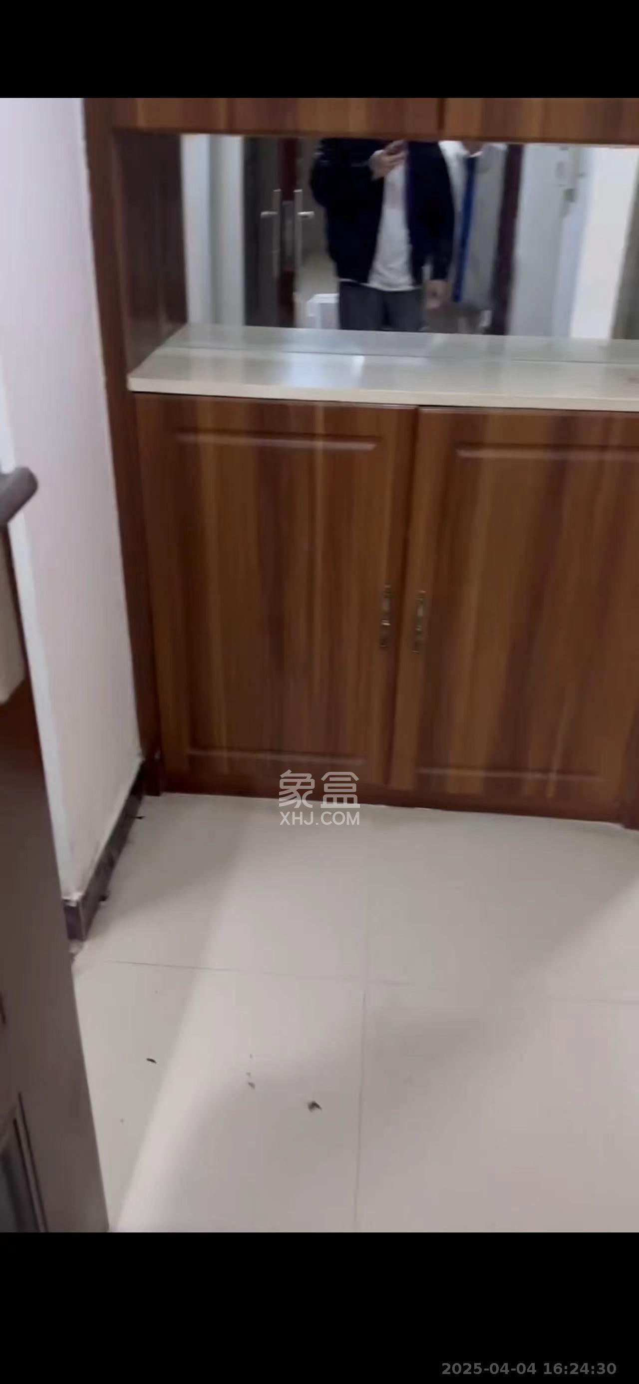 中建木莲工社 1室1厅1卫 1500.0元/月 中建木莲工社 1室1厅1卫 1500.0元/月室内图