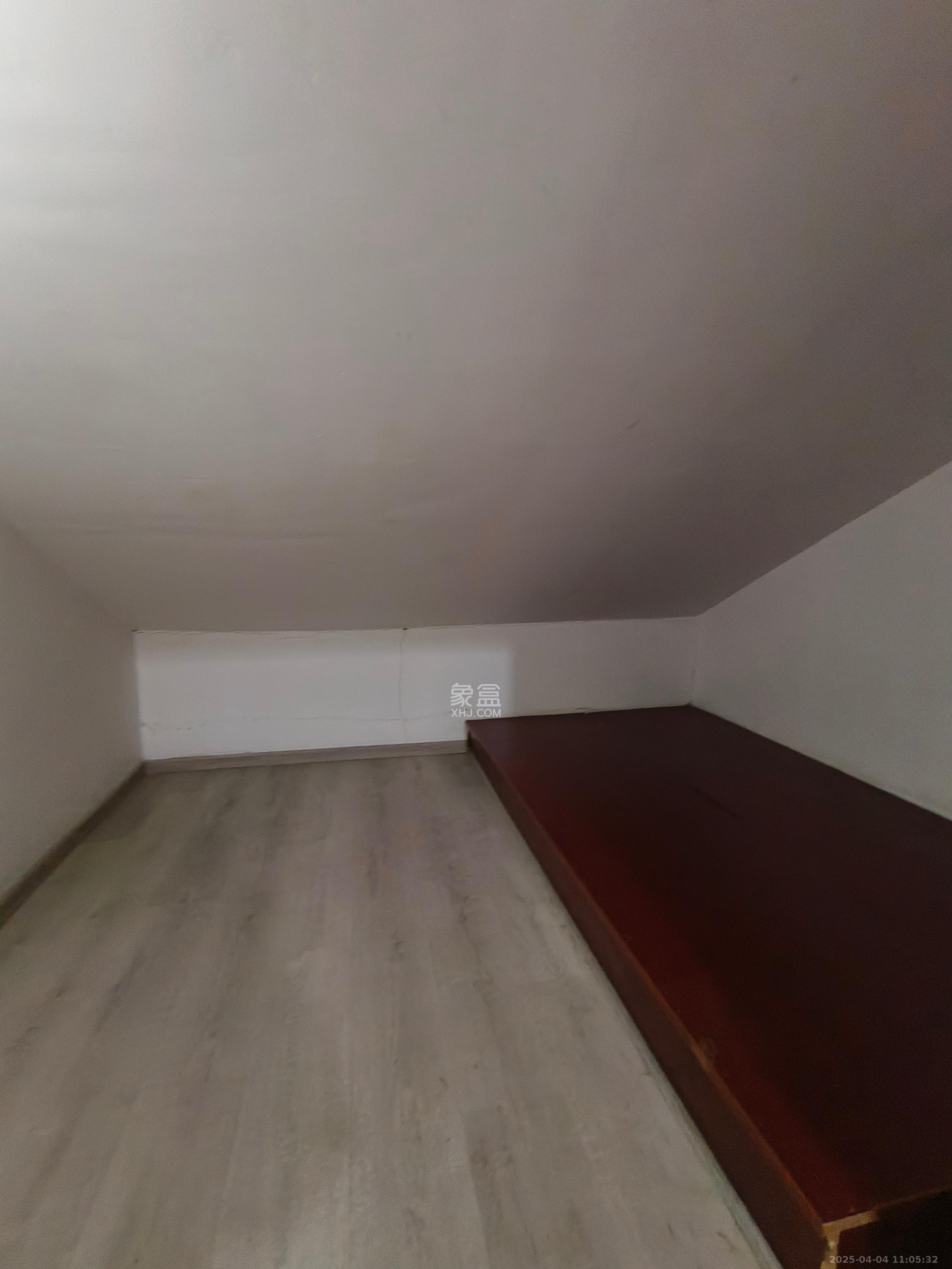 兴联母山小区 3室1厅1卫 700.0元/月 兴联母山小区 3室1厅1卫 700.0元/月室内图