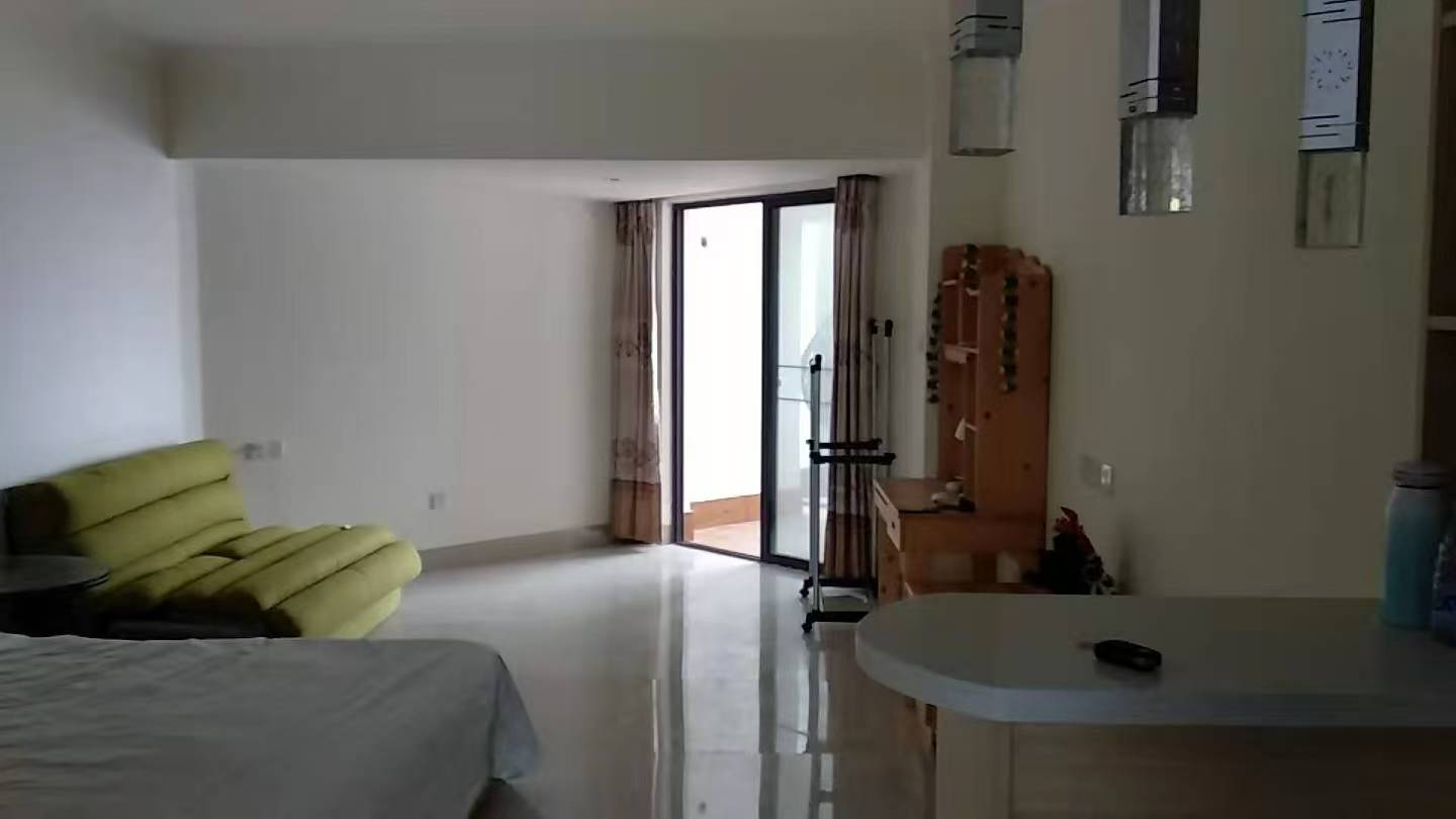 倚能美林湾南苑  1室1厅1卫    53.0万 倚能美林湾南苑  1室1厅1卫    53.0万室内图