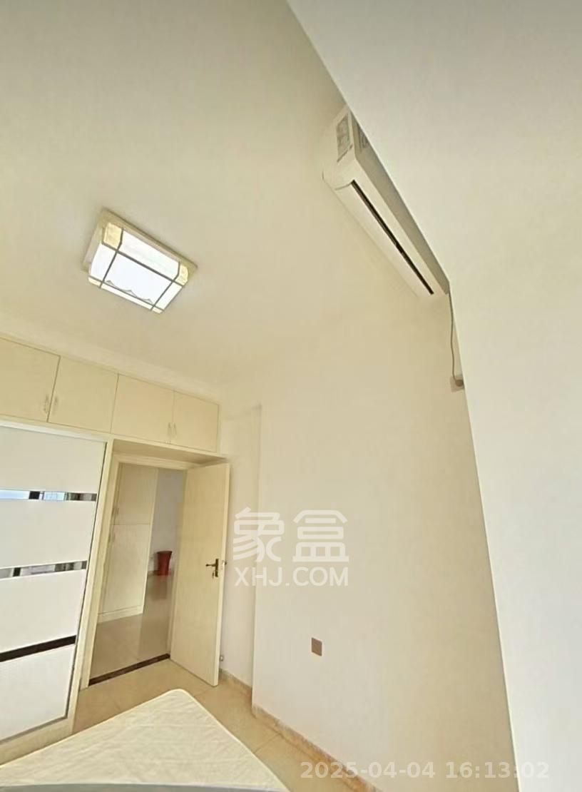 万博汇 2室2厅1卫 2700.0元/月 万博汇 2室2厅1卫 2700.0元/月室内图