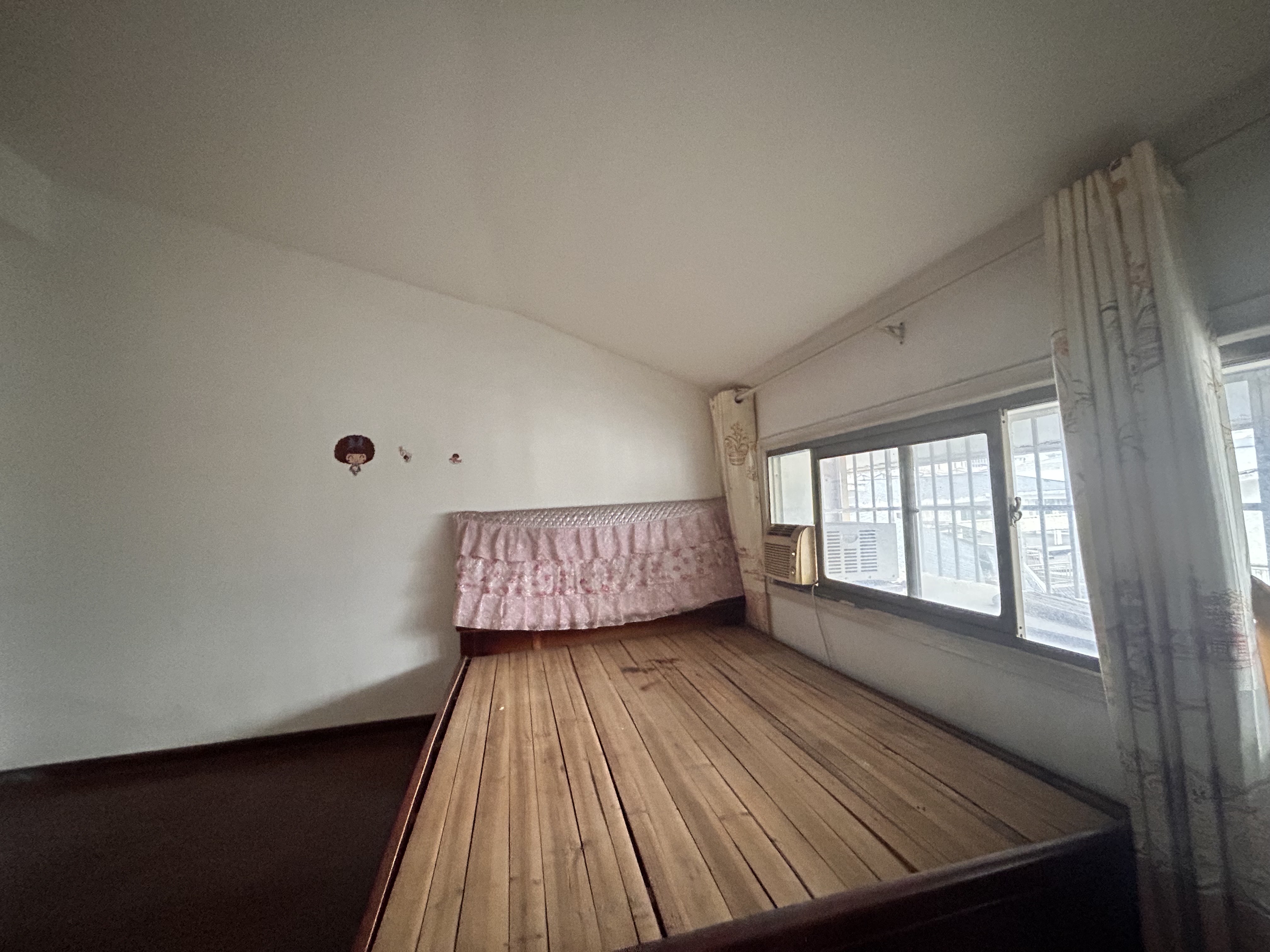 维港十字街 1室1厅1卫 1200.0元/月 维港十字街 1室1厅1卫 1200.0元/月室内图