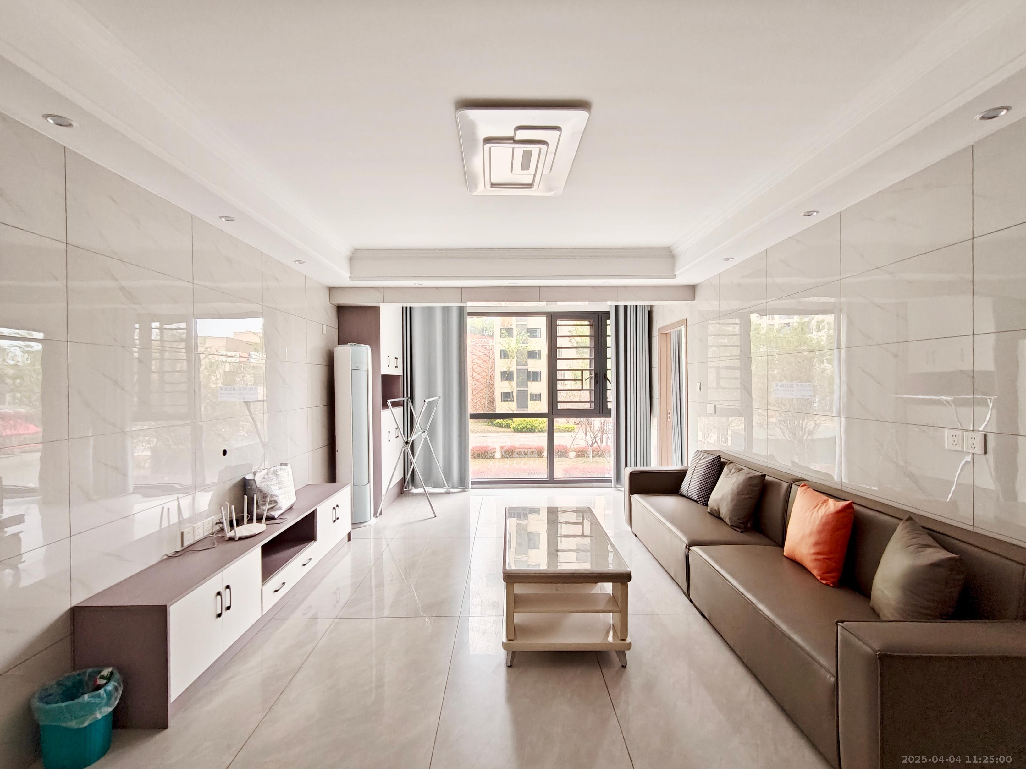 智达佳园  3室2厅2卫    2200.0元/月 智达佳园  3室2厅2卫    2200.0元/月室内图