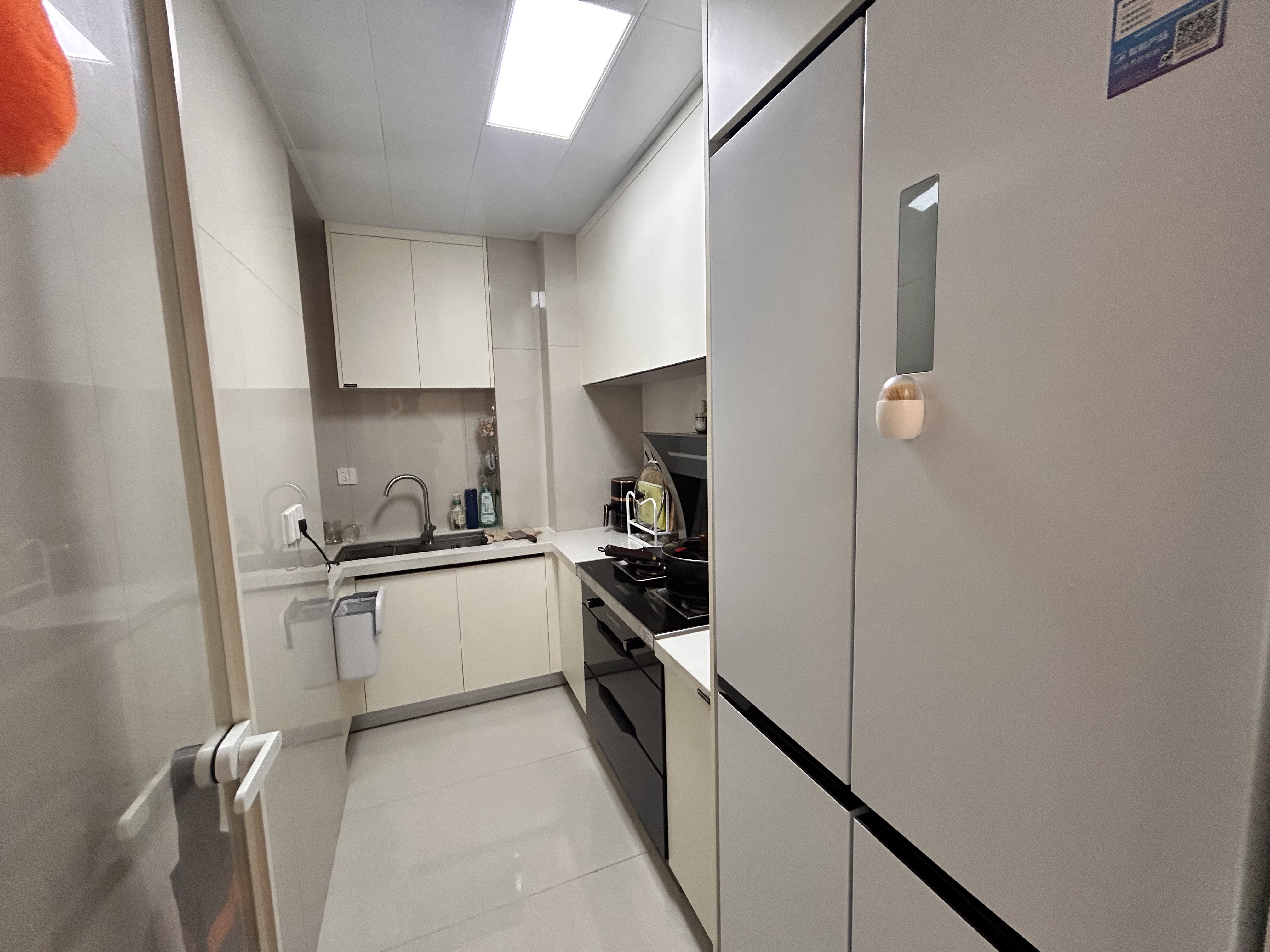 南门口安置小区二期 1室1厅1卫 1800.0元/月 南门口安置小区二期 1室1厅1卫 1800.0元/月室内图