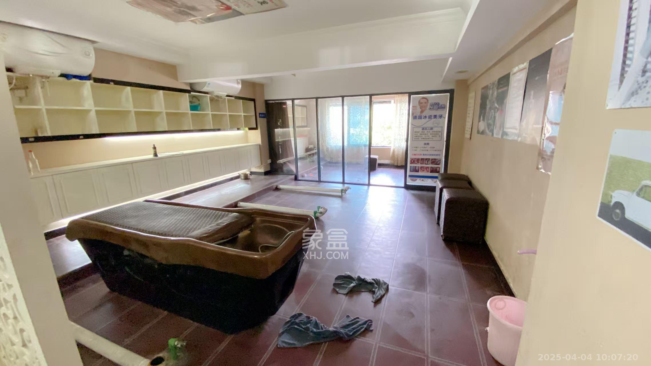 才子佳苑一期/二期   64.72㎡     7200.00元/月室内图