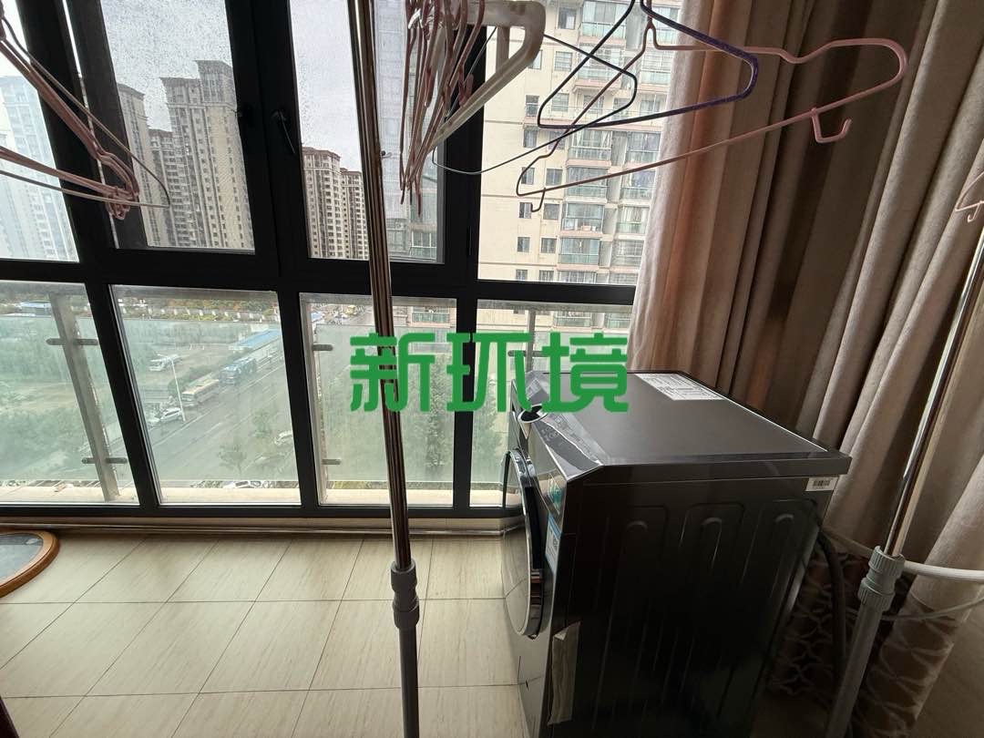 阳光水岸  3室2厅2卫   1666.00元/月室内图
