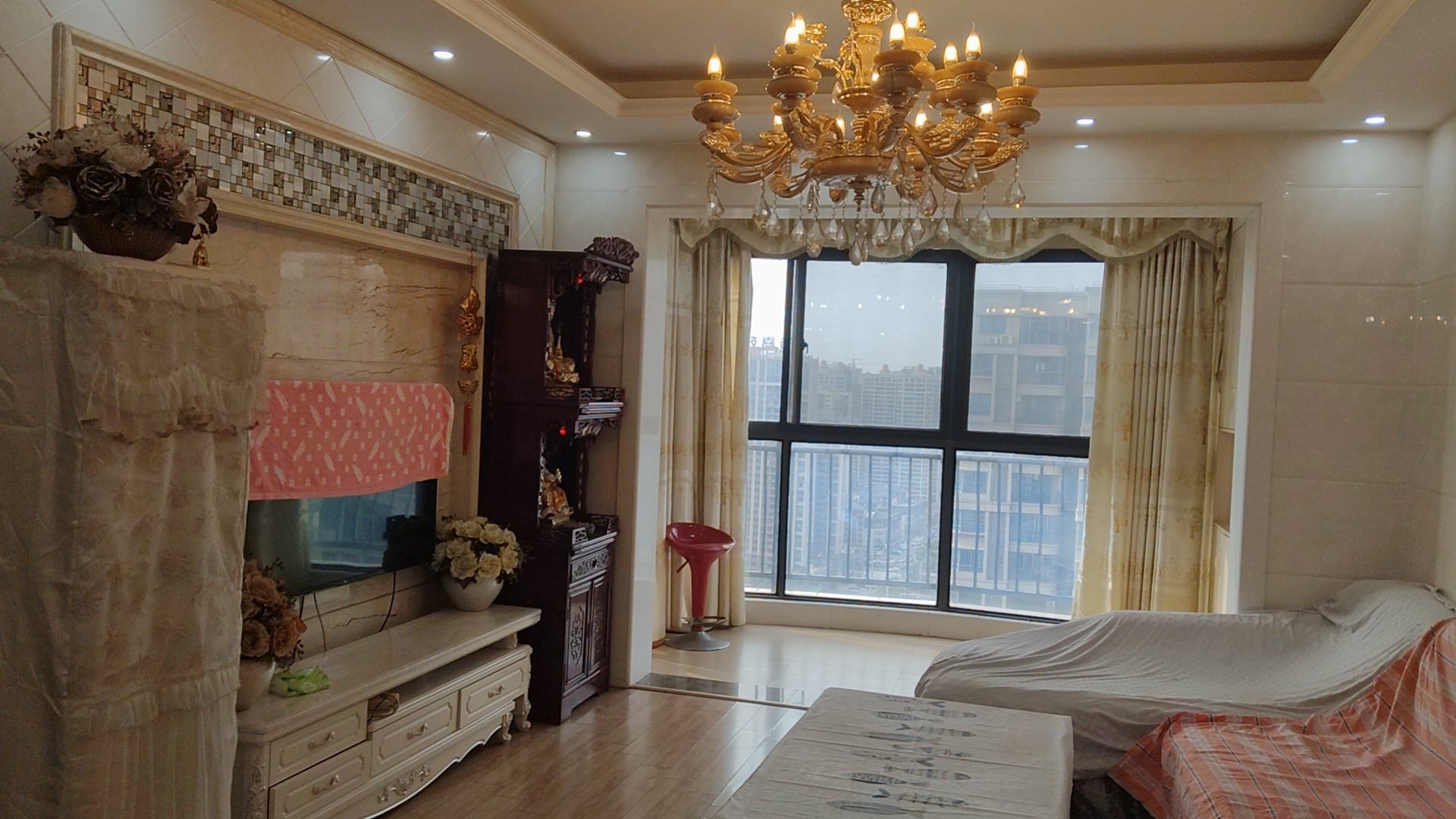 衡阳碧桂园 4室2厅2卫 1800.0元/月 衡阳碧桂园 4室2厅2卫 1800.0元/月室内图