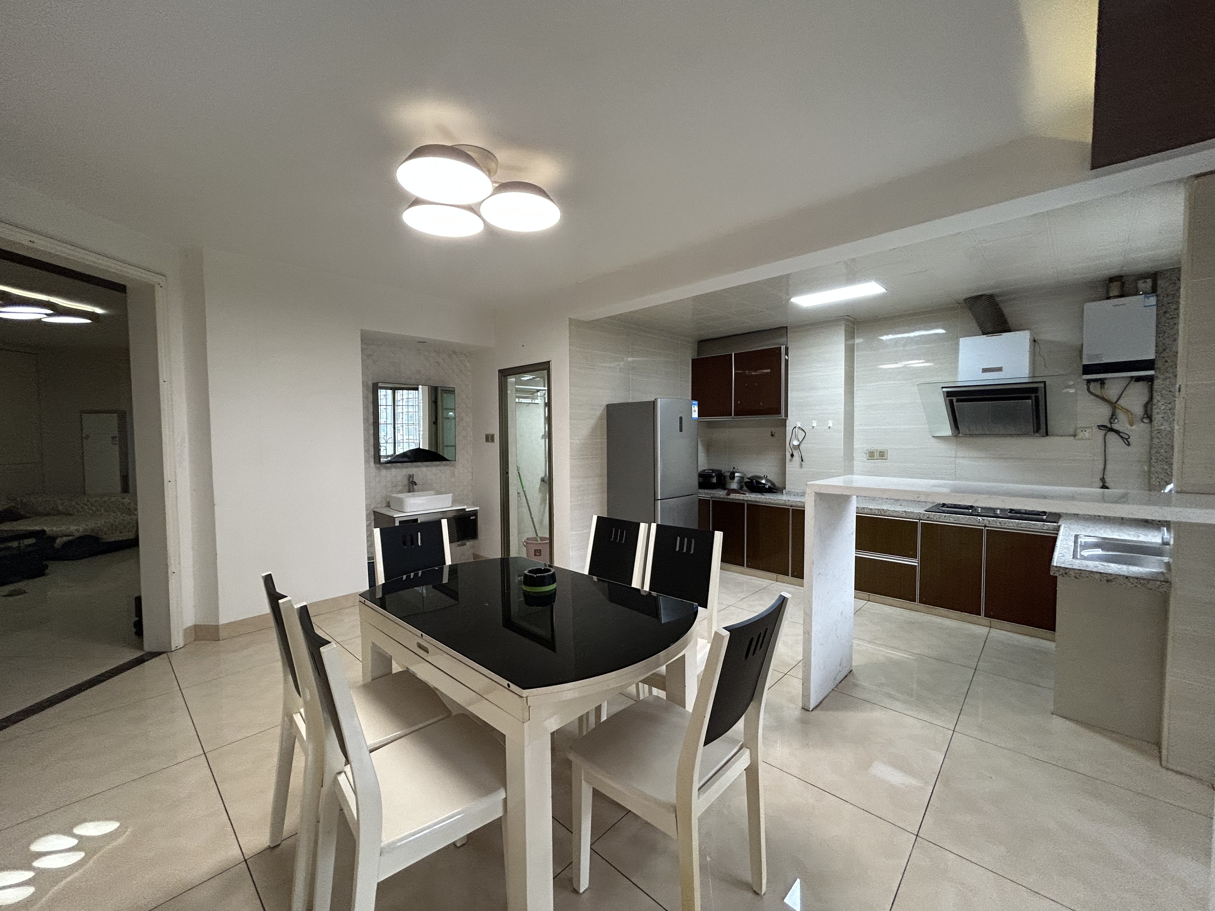 利江花园 2室2厅1卫 1500.0元/月 利江花园 2室2厅1卫 1500.0元/月户型图