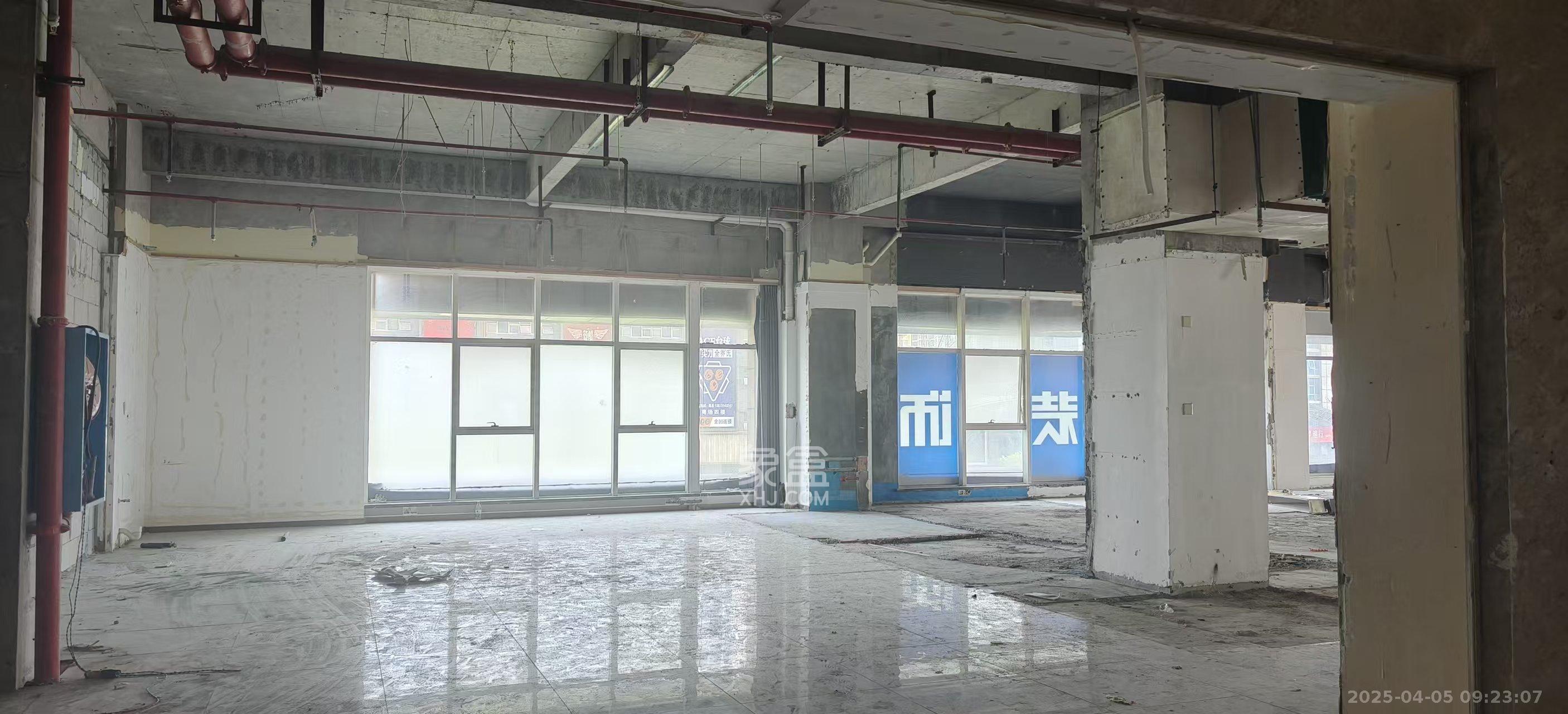 星大峰汇商务楼（星隆国际广场/星大花园）   690.31㎡      26000.0元/月室内图