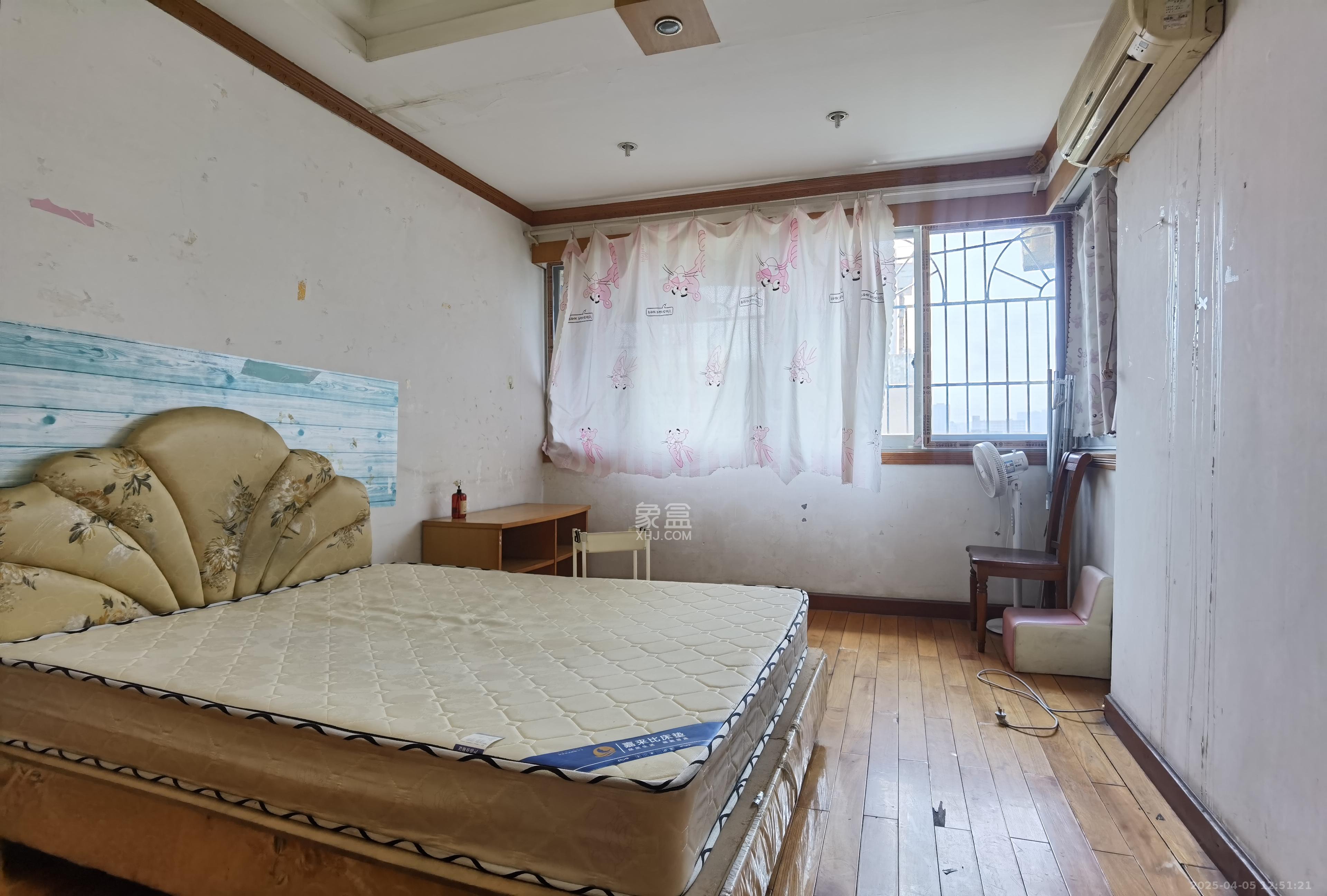 解放四村363号新族公寓  3室2厅2卫    1500.0元/月 解放四村363号新族公寓  3室2厅2卫    1500.0元/月室内图