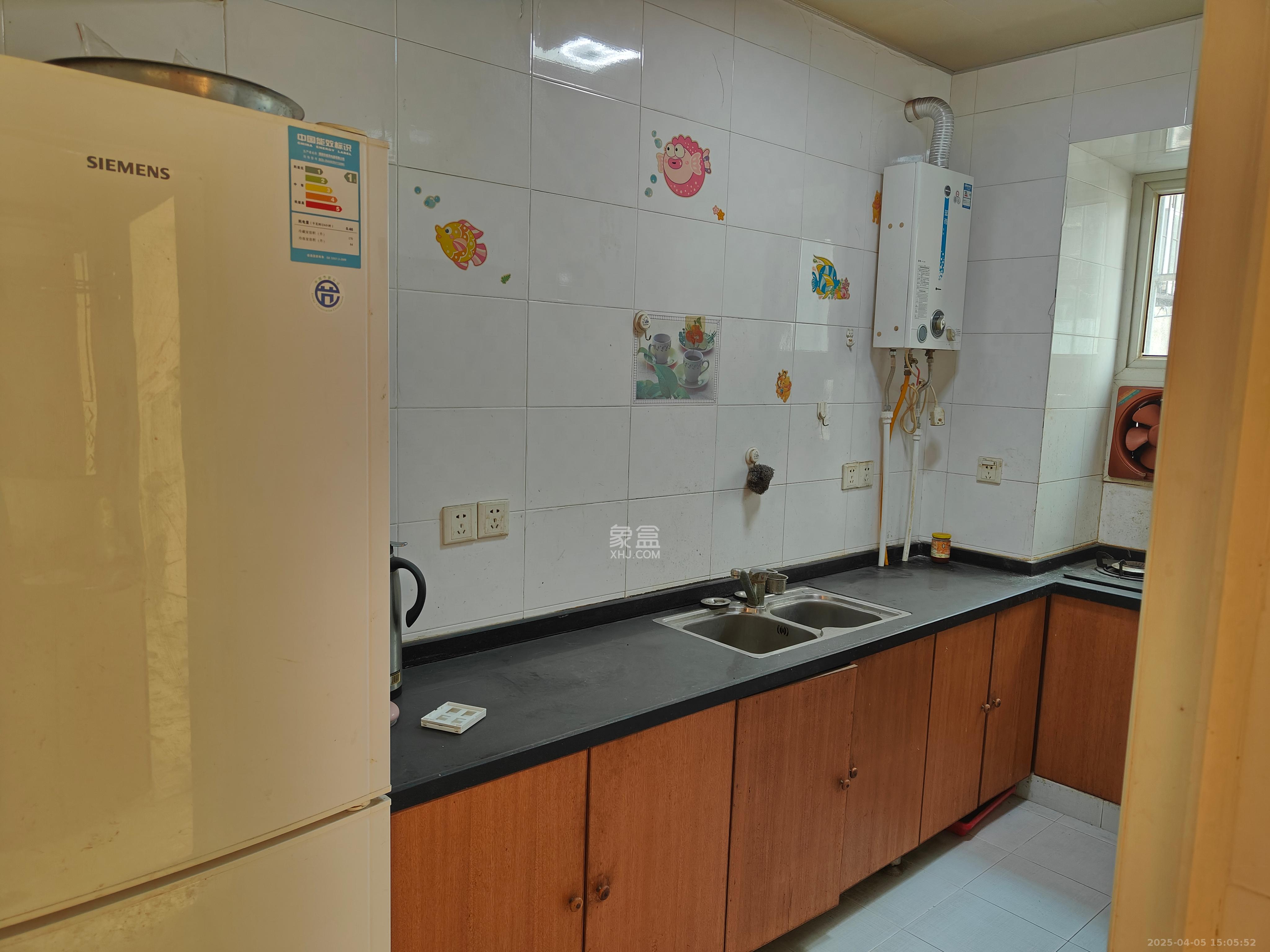 城南中路公安局宿舍 3室2厅1卫 2200.0元/月 城南中路公安局宿舍 3室2厅1卫 2200.0元/月室内图