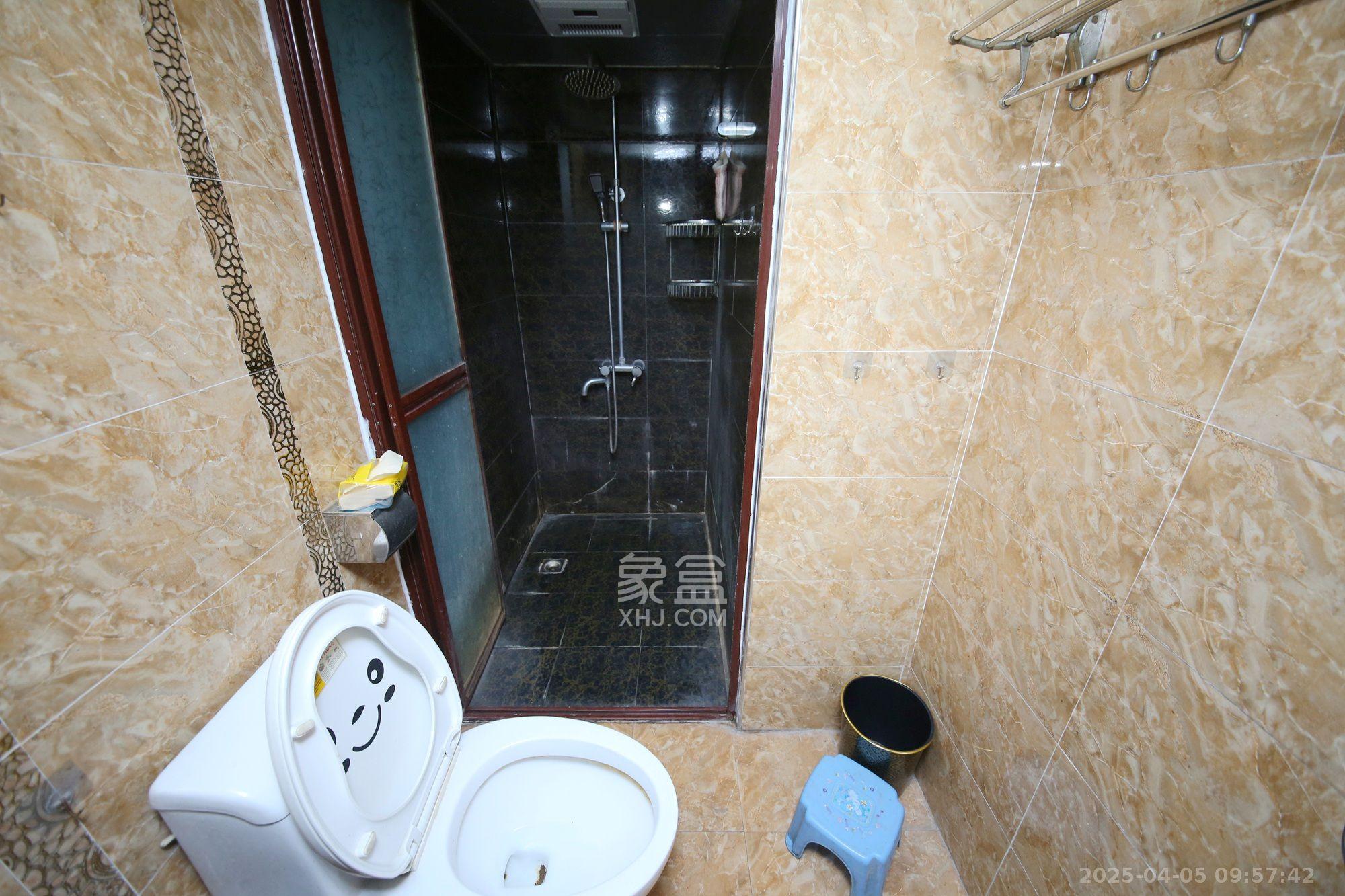 万象新天  2室2厅1卫   2600.00元/月室内图