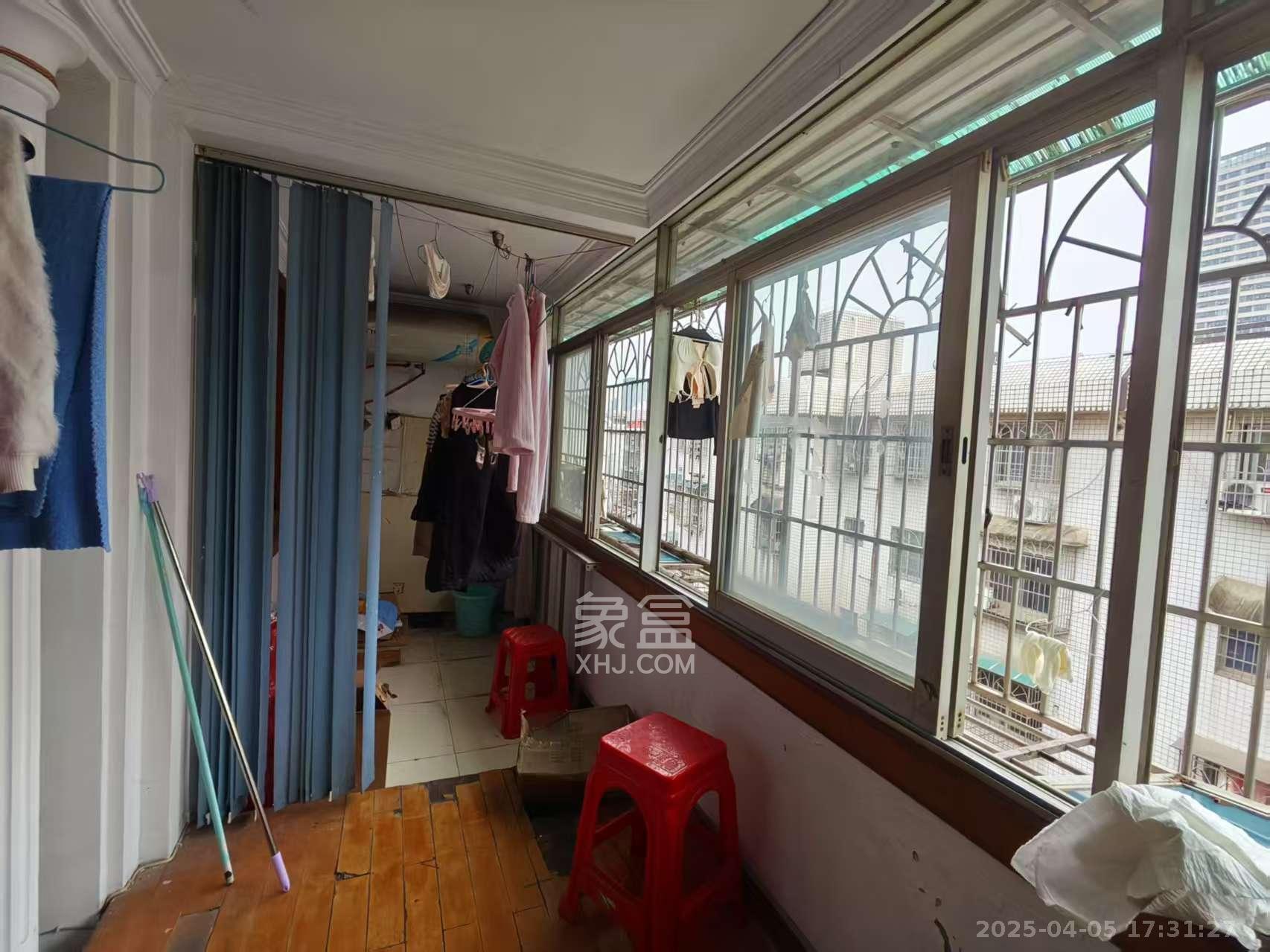 高桥日化城 2室1厅1卫 2000.0元/月 高桥日化城 2室1厅1卫 2000.0元/月室内图