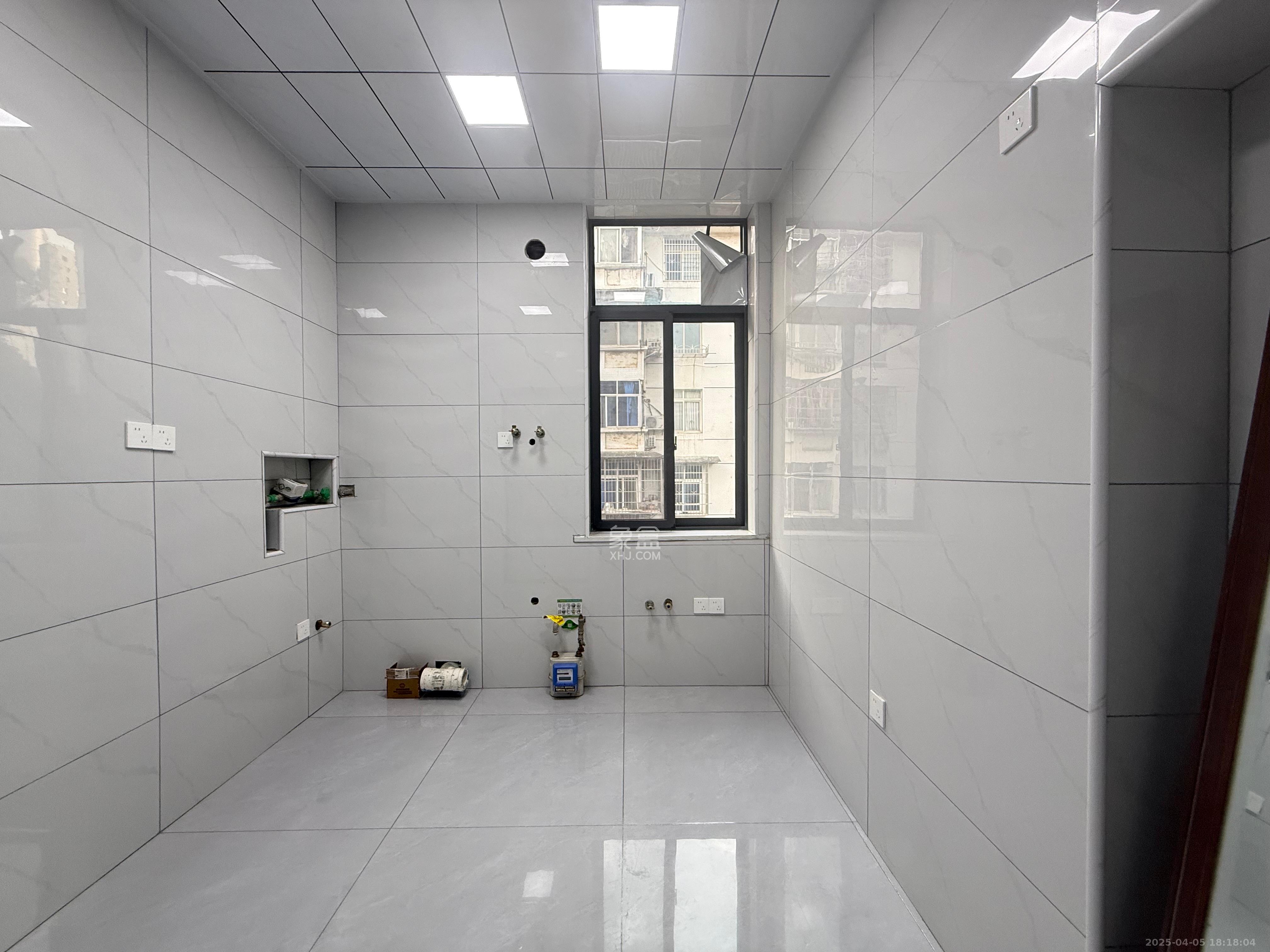 广电南院宿舍 4室2厅2卫 3500.0元/月 广电南院宿舍 4室2厅2卫 3500.0元/月室内图