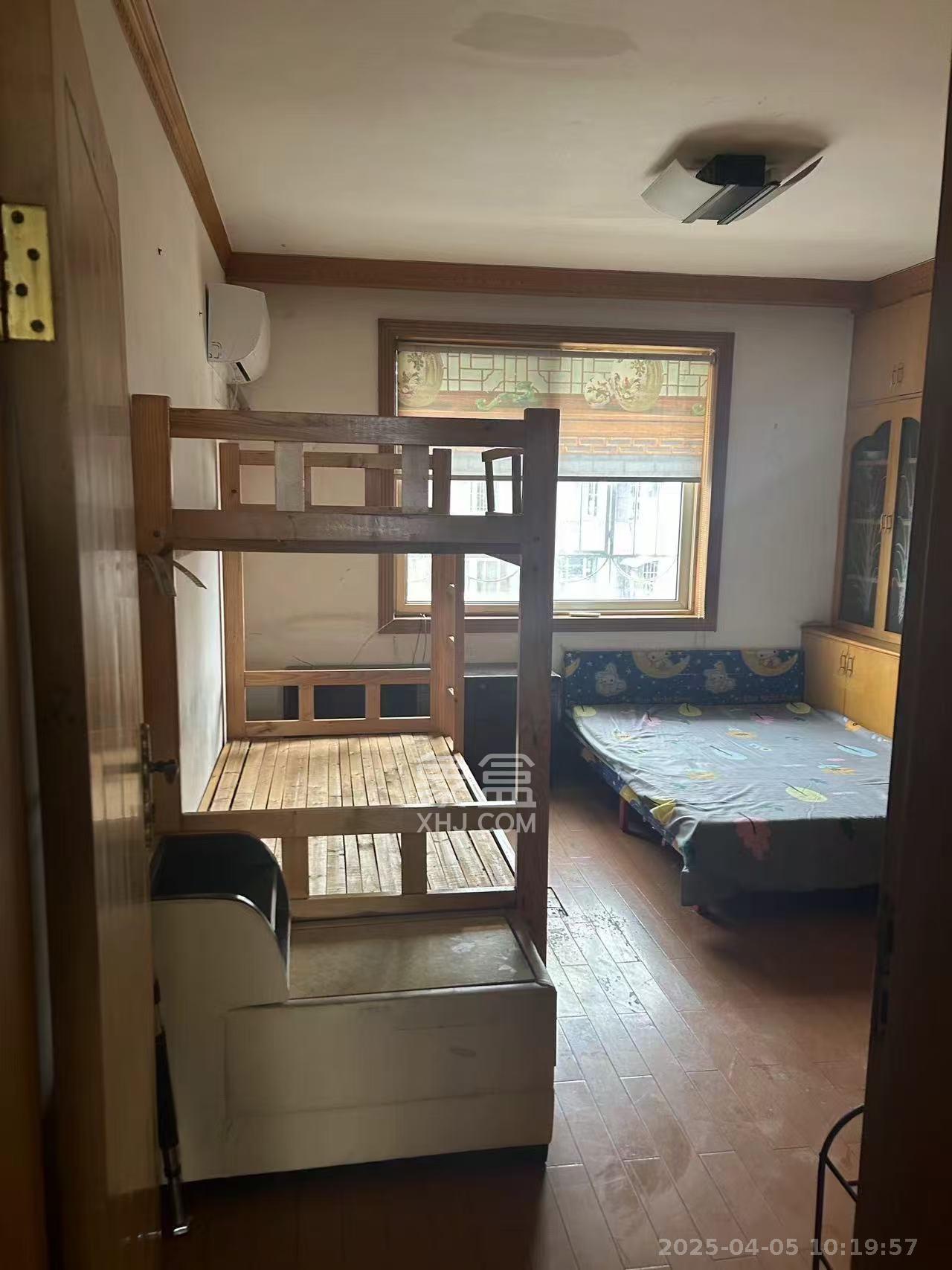 海威大厦 4室2厅2卫 2500.0元/月 海威大厦 4室2厅2卫 2500.0元/月室内图