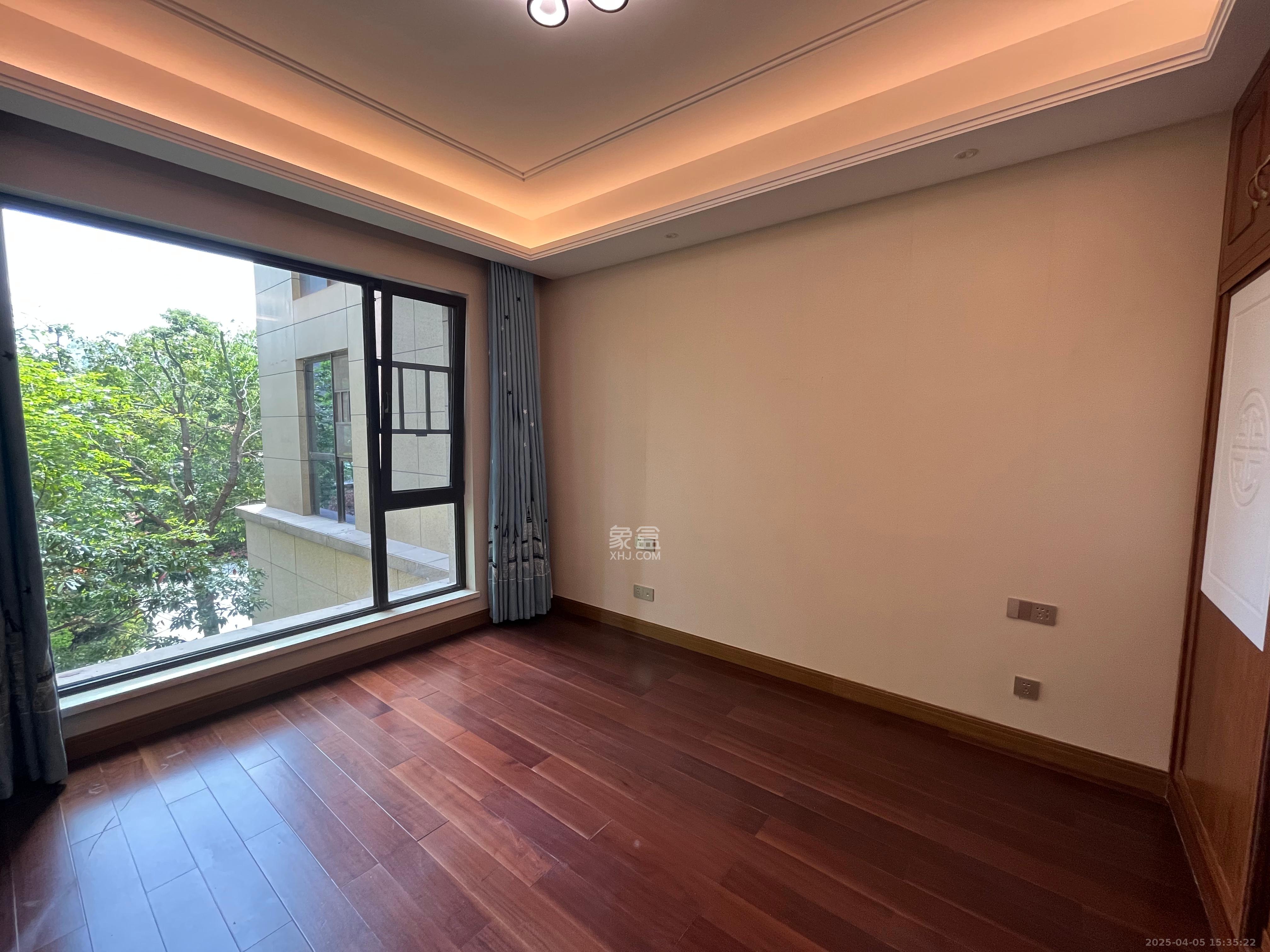 晟通牡丹舸 4室2厅3卫 12800.0元/月 晟通牡丹舸 4室2厅3卫 12800.0元/月室内图