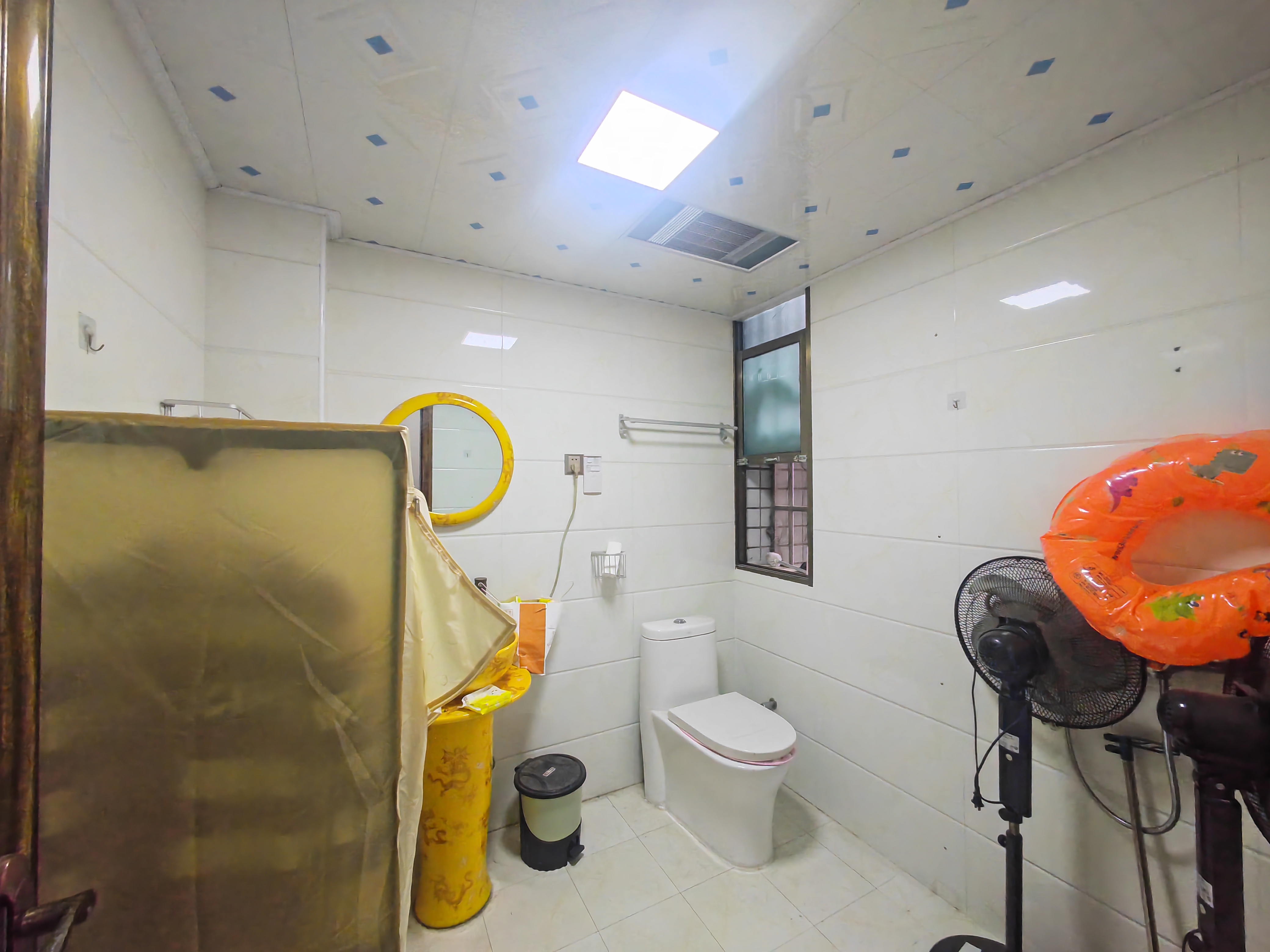 双星嘉园 3室2厅2卫 66.8万 双星嘉园 3室2厅2卫 66.8万客厅