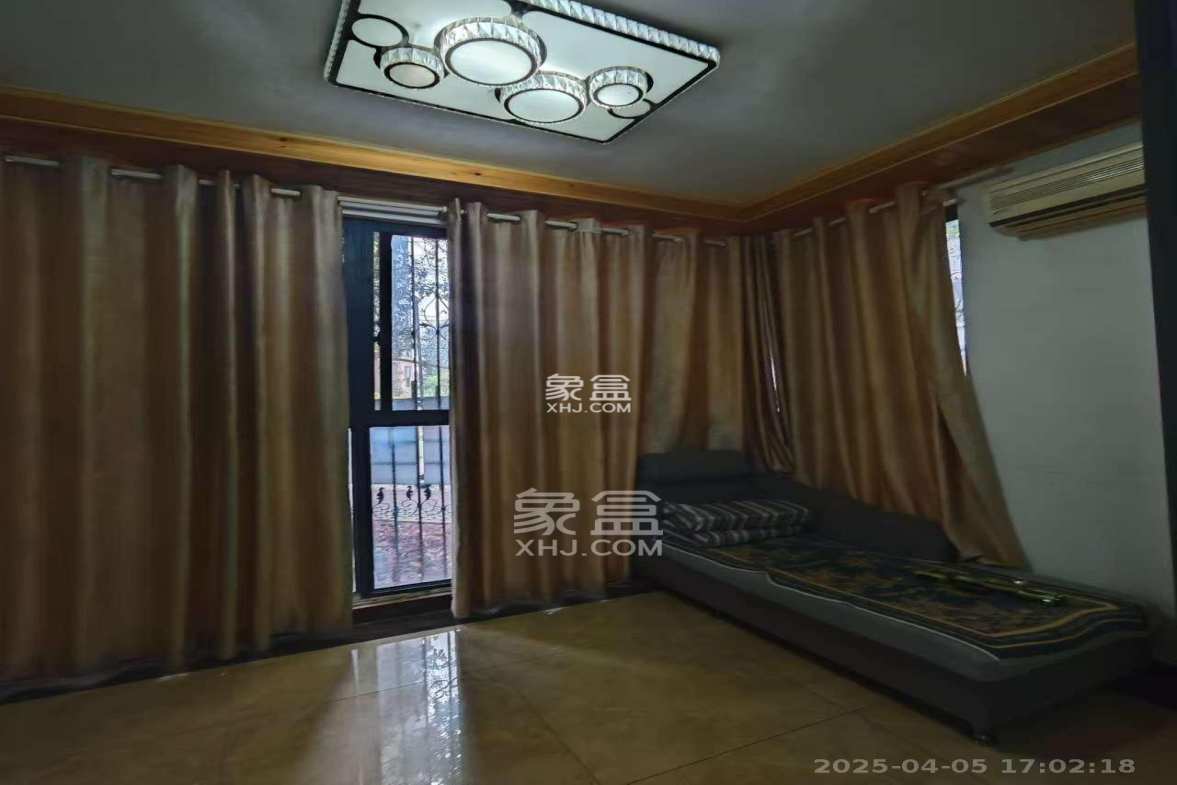 锦绣世纪 4室2厅1卫 4500.0元/月 锦绣世纪 4室2厅1卫 4500.0元/月室内图