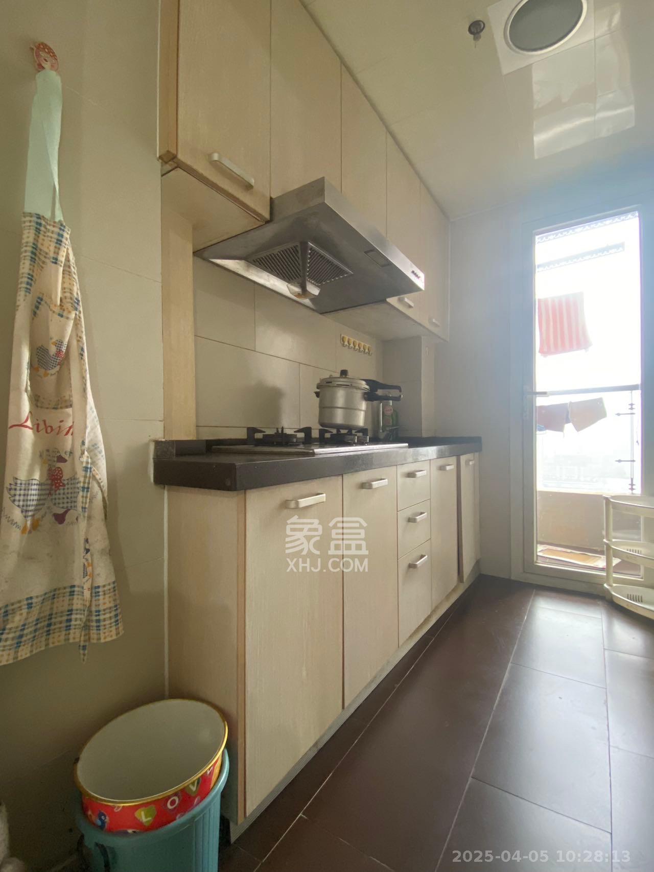 北辰三角洲E5区 1室1厅1卫 2200.0元/月 北辰三角洲E5区 1室1厅1卫 2200.0元/月室内图